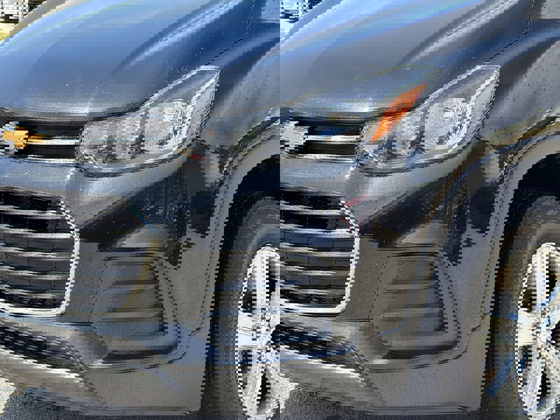 2019 Chevrolet Trax LS photo 4