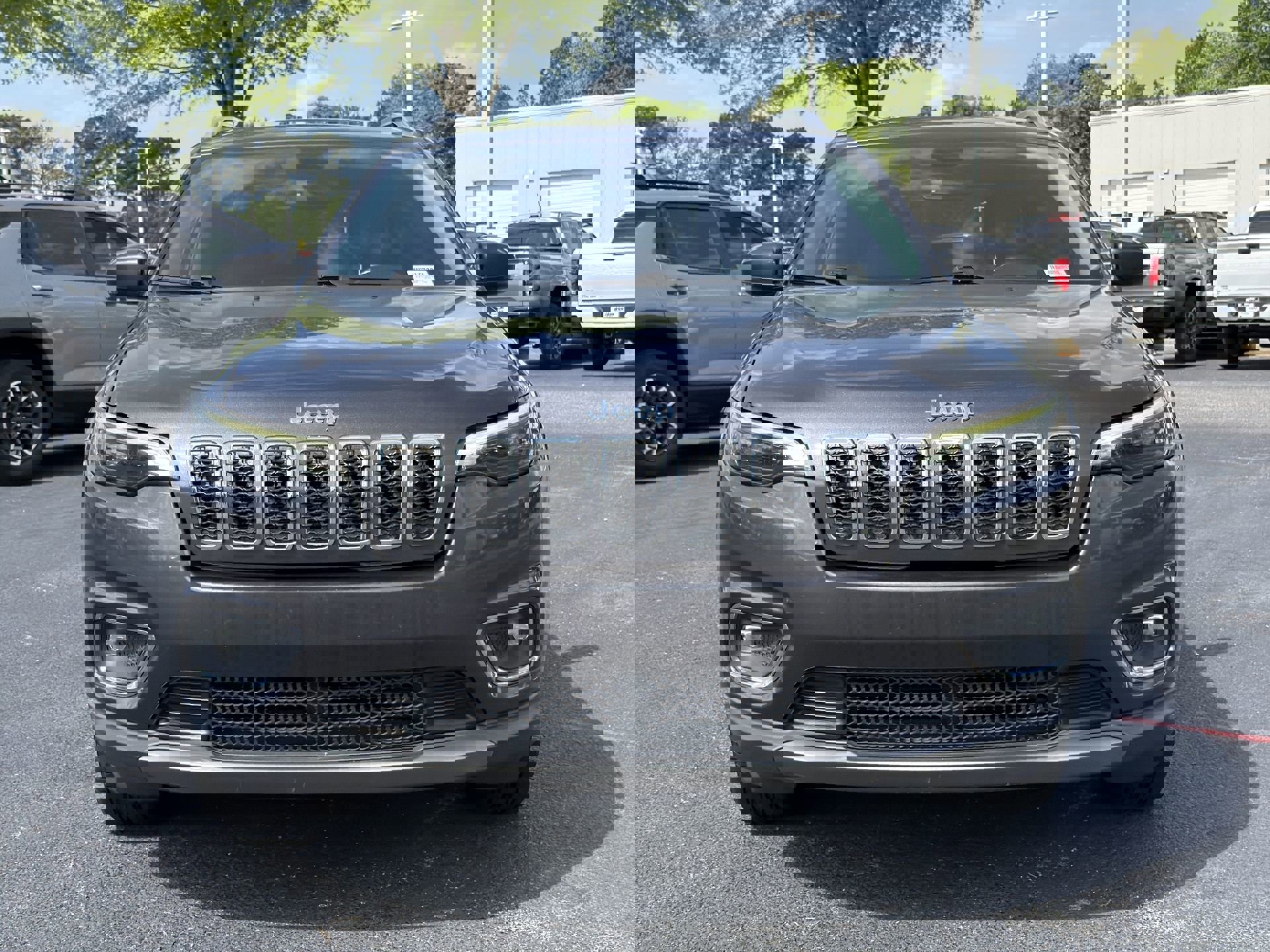 2020 Jeep Cherokee Limited photo 2