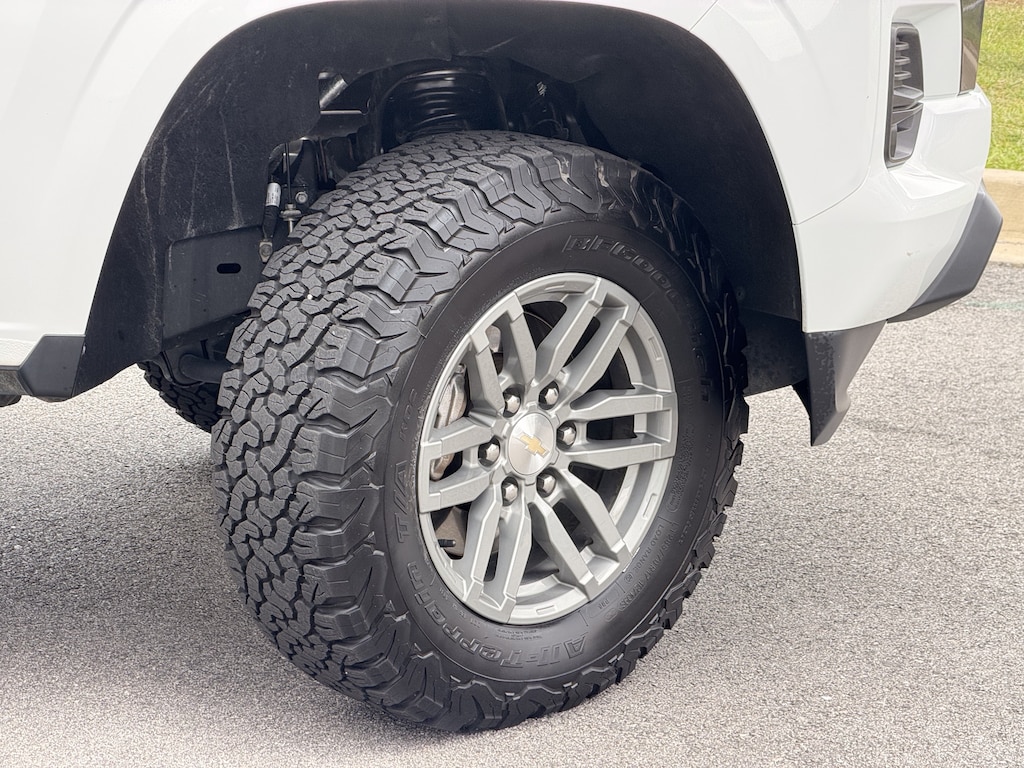 Used 2023 Chevrolet Colorado 2WD LT Pickup