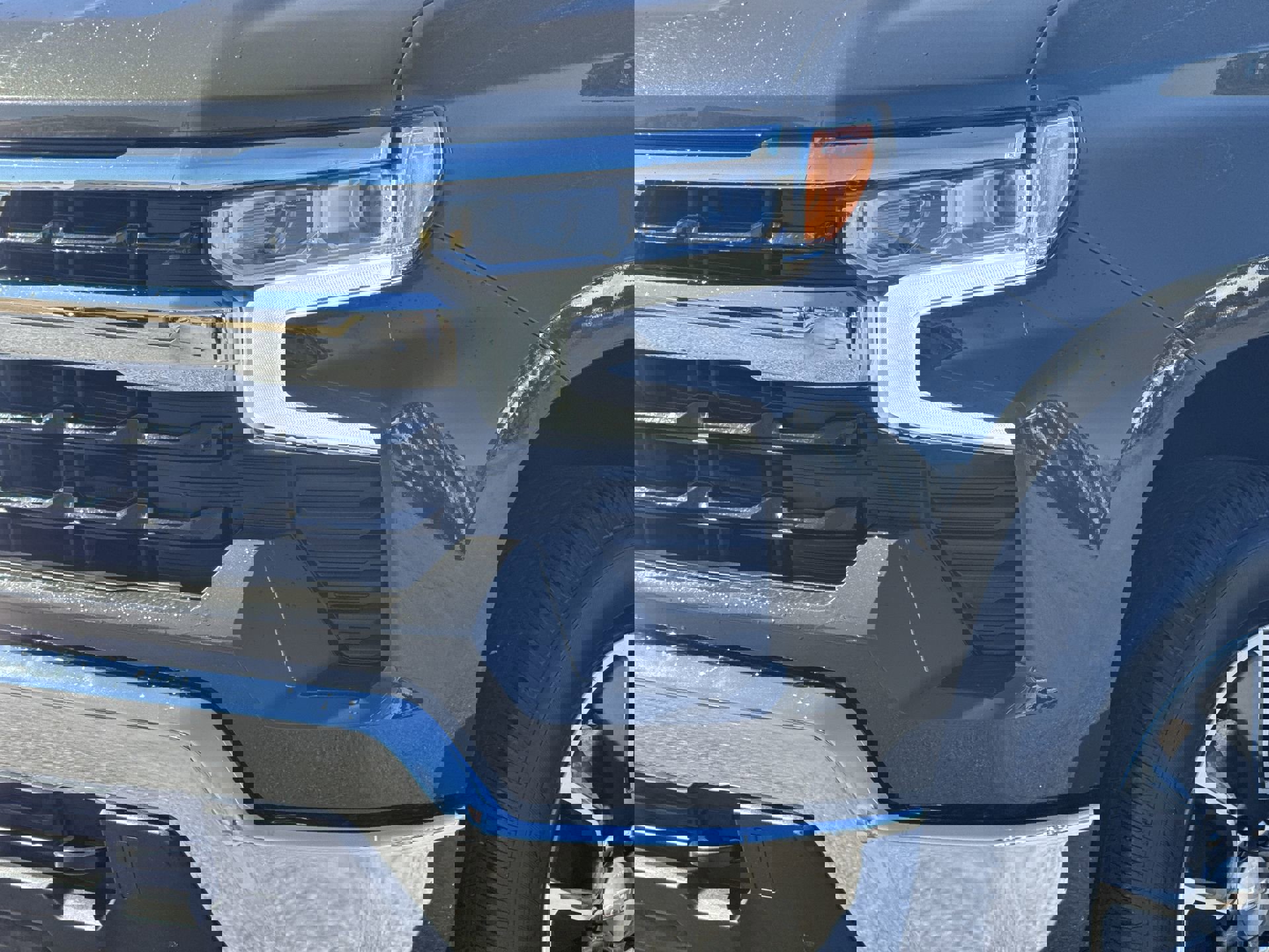 2024 Chevrolet Silverado 1500 LT photo 4