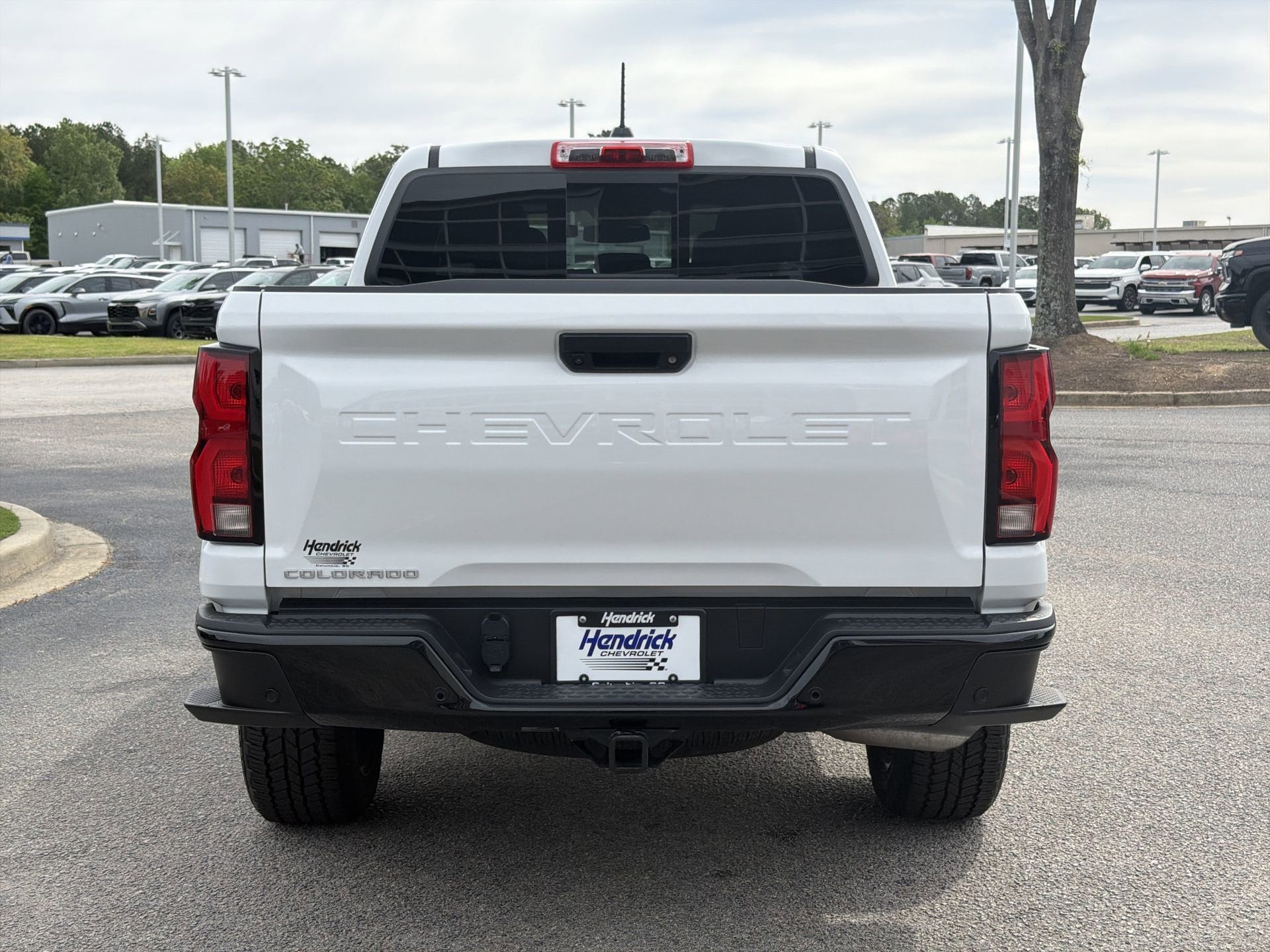 2025 Chevrolet Colorado 4WD Z71 photo 3