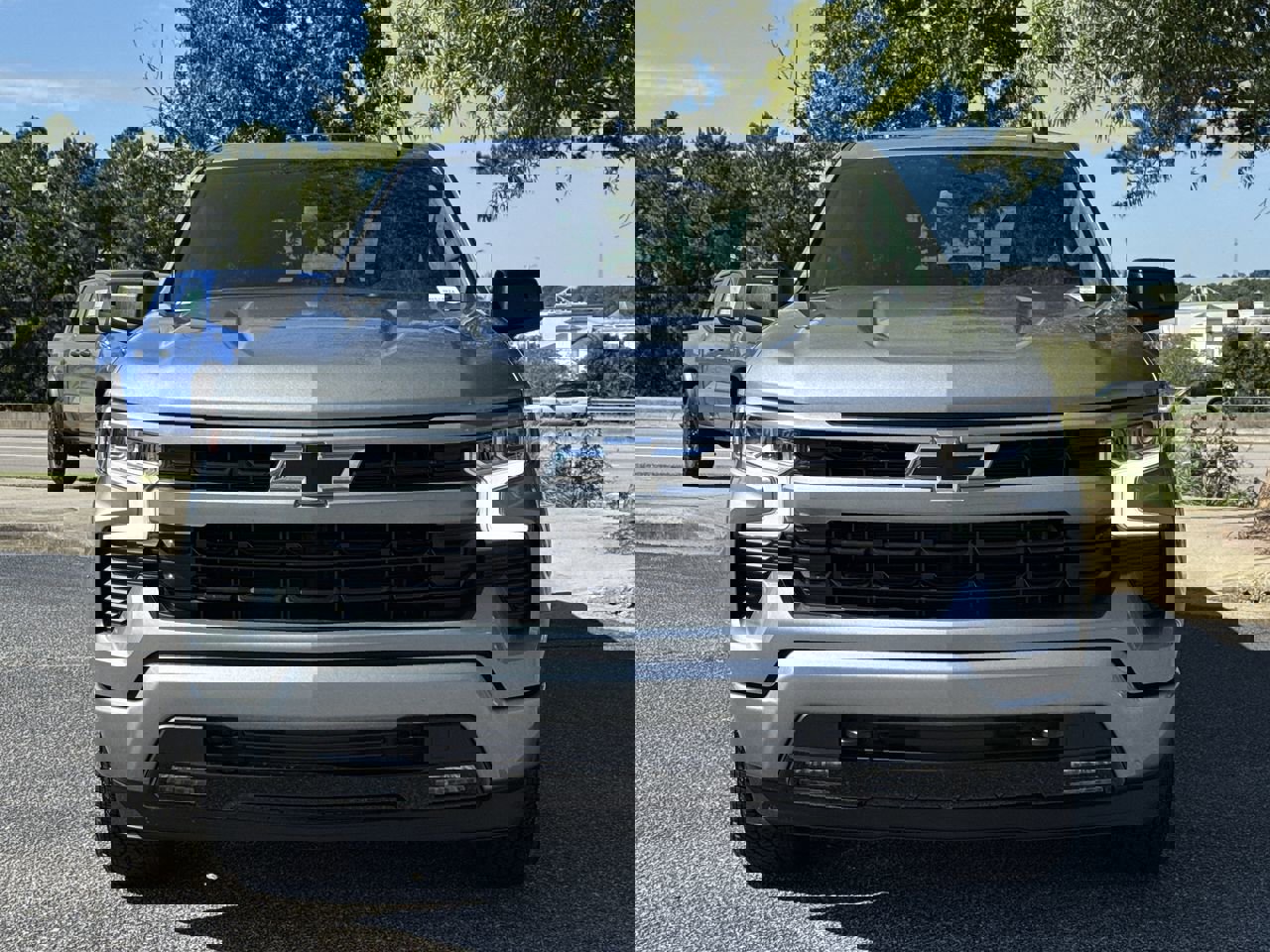 2025 Chevrolet Silverado 1500 RST photo 2