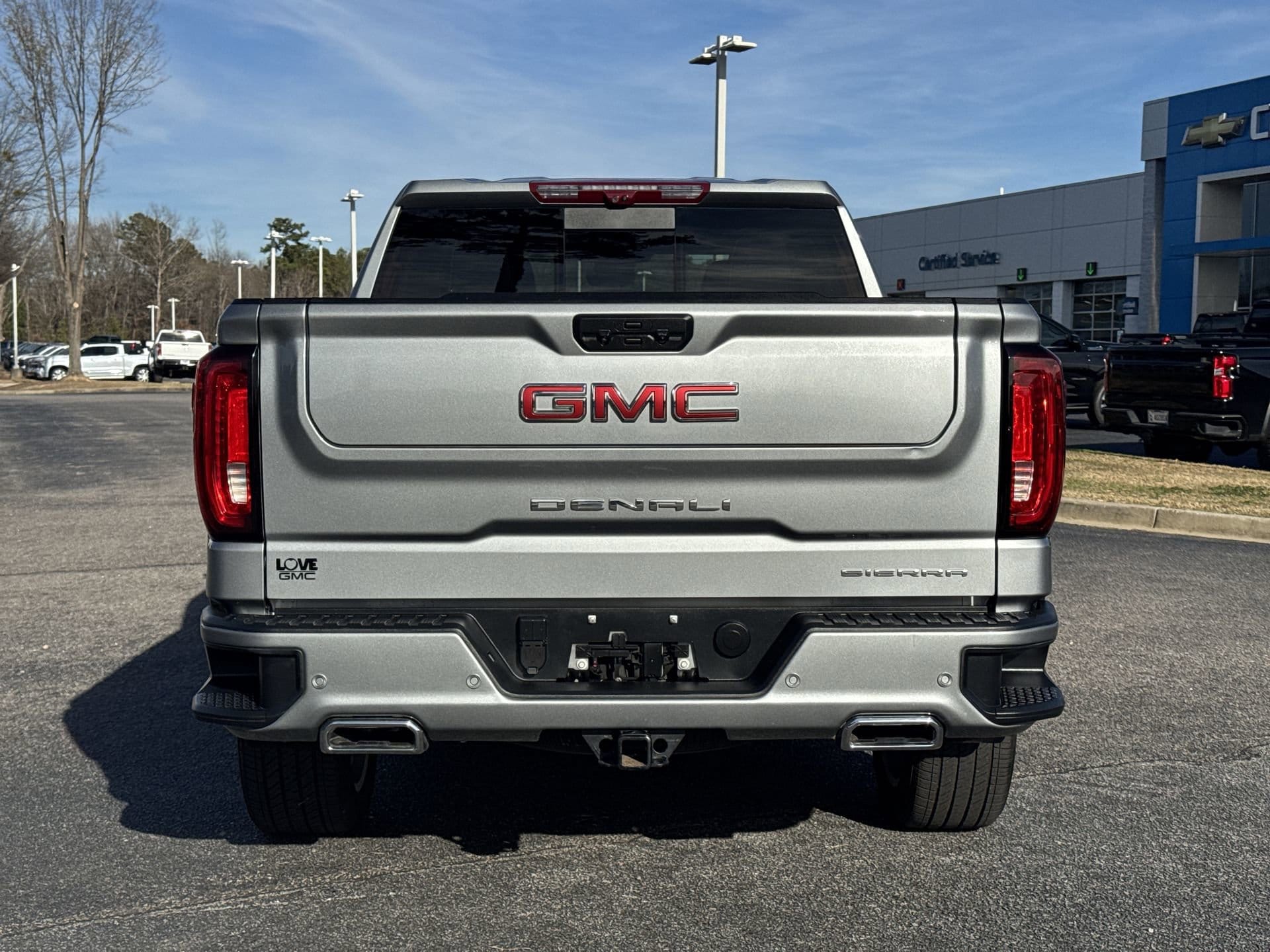 2025 GMC Sierra 1500 Denali photo 3