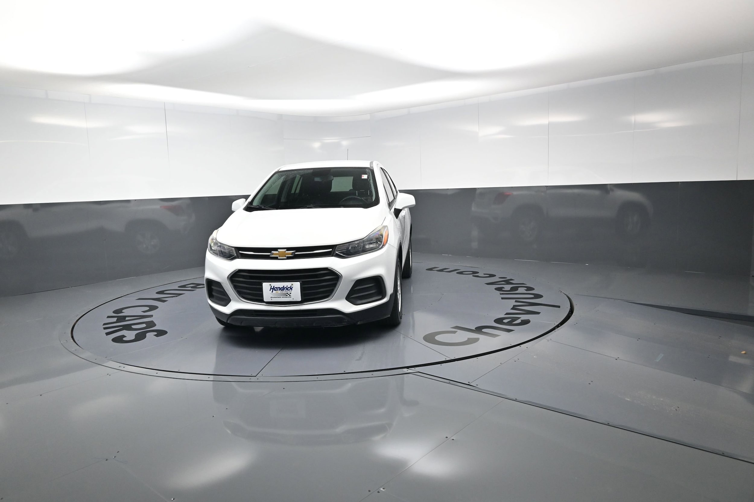 2020 Chevrolet Trax LS photo 4