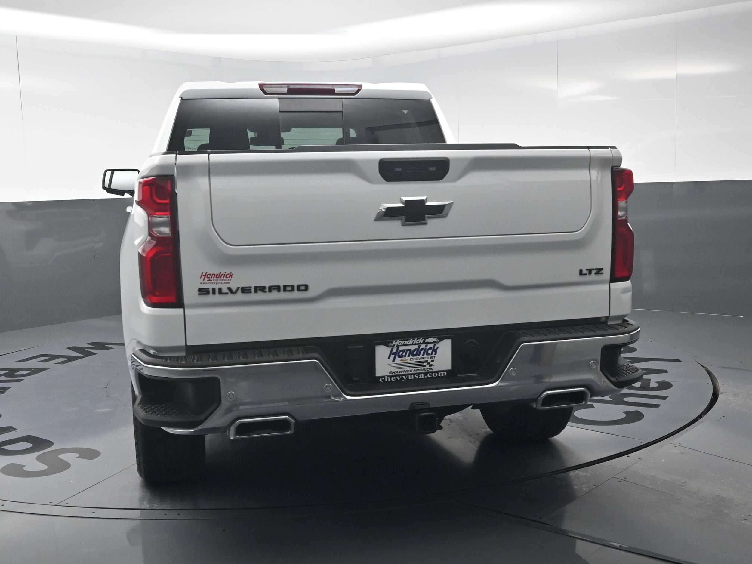 2023 Chevrolet Silverado 1500 LTZ photo 6