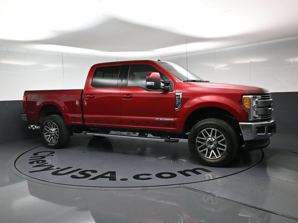 Used 2017 Ford Super Duty F-250 SRW Lariat Pickup