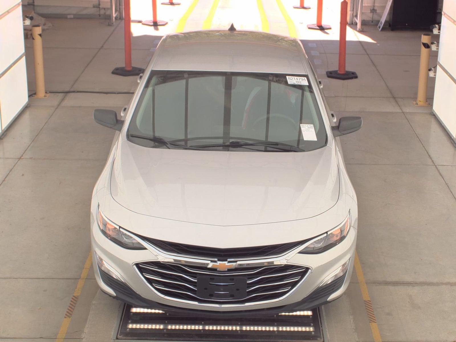 2020 Chevrolet Malibu LS photo 2