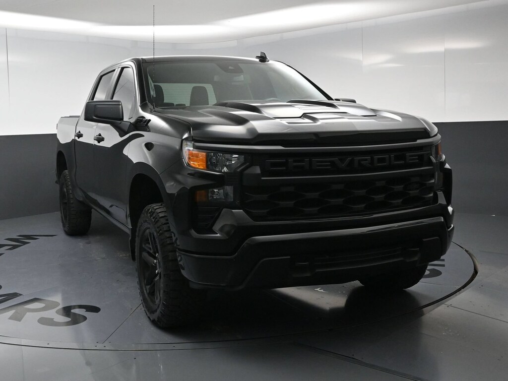 Used 2023 Chevrolet Silverado 1500 Custom Trail Boss Pickup
