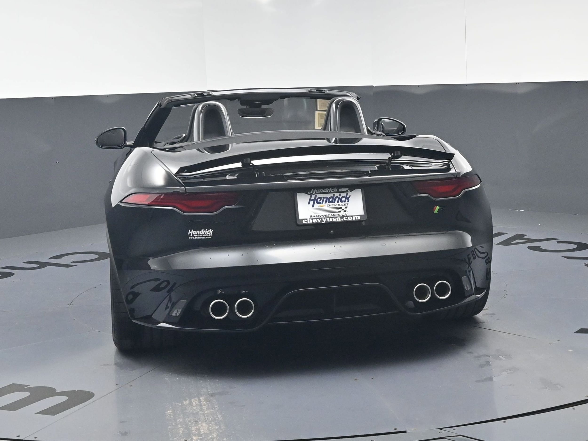 2021 Jaguar F-TYPE R photo 6