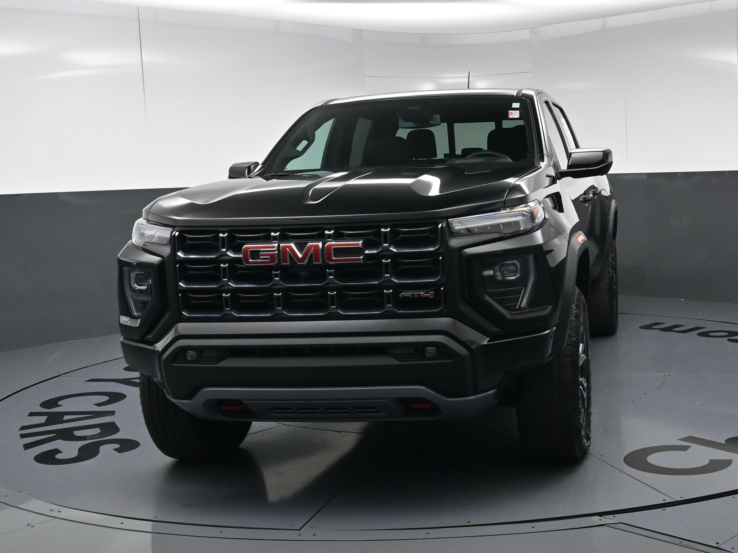 GMC Canyon 4WD AT4