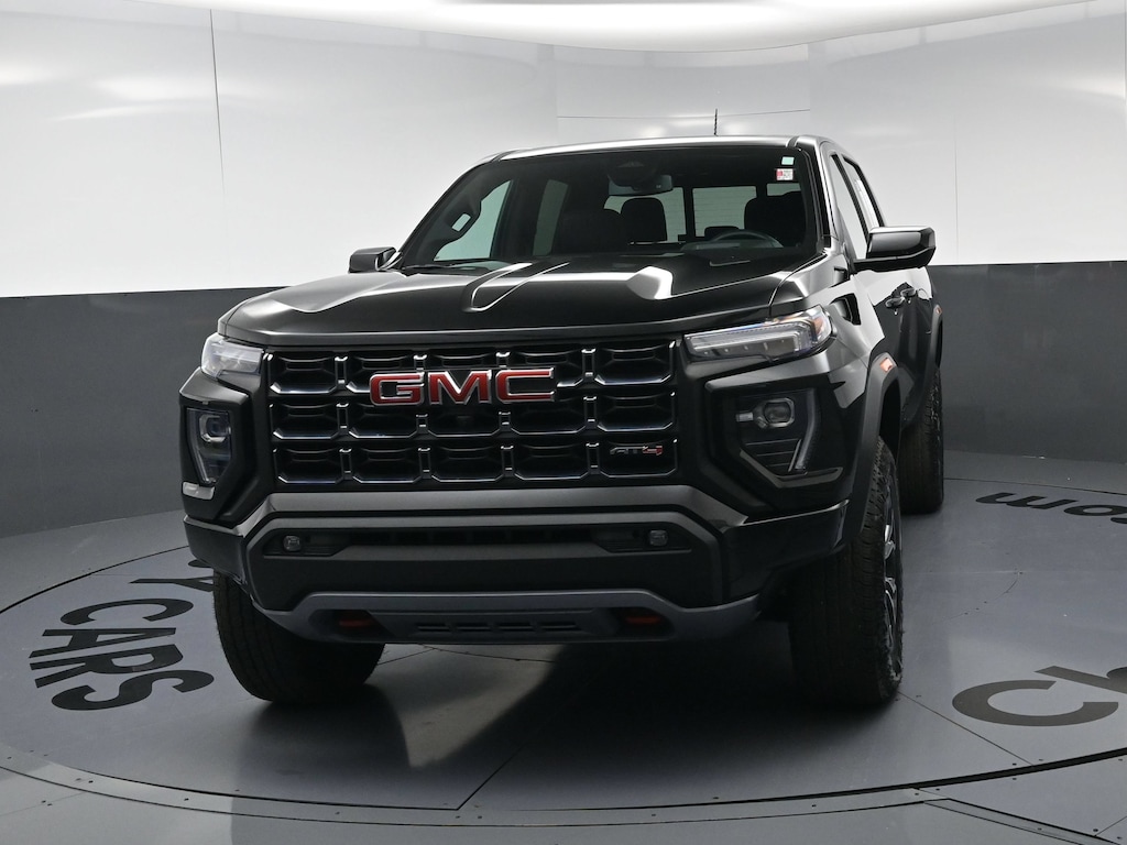 Used 2024 GMC Canyon 4WD AT4 Pickup