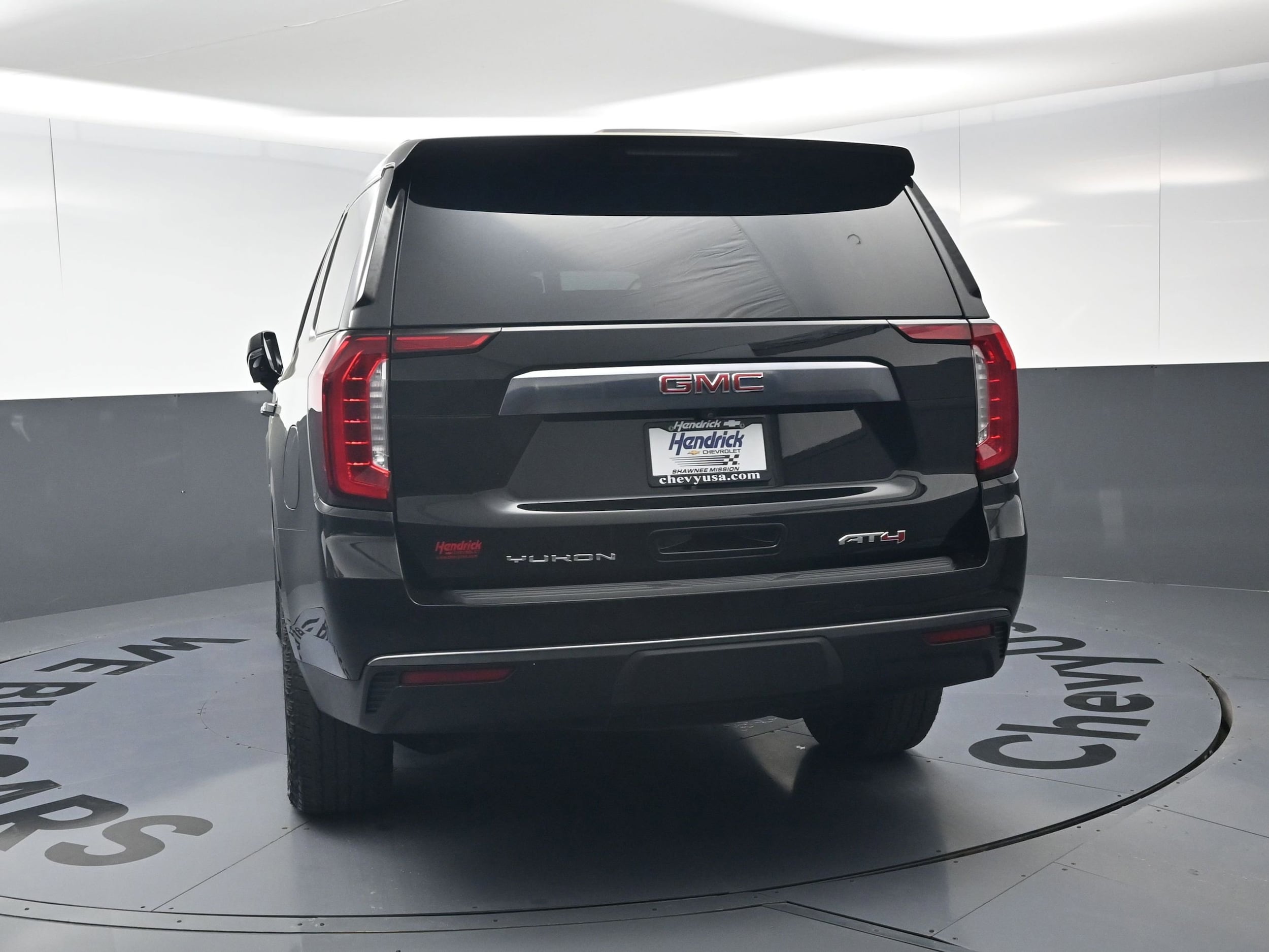 2024 GMC Yukon AT4 photo 6