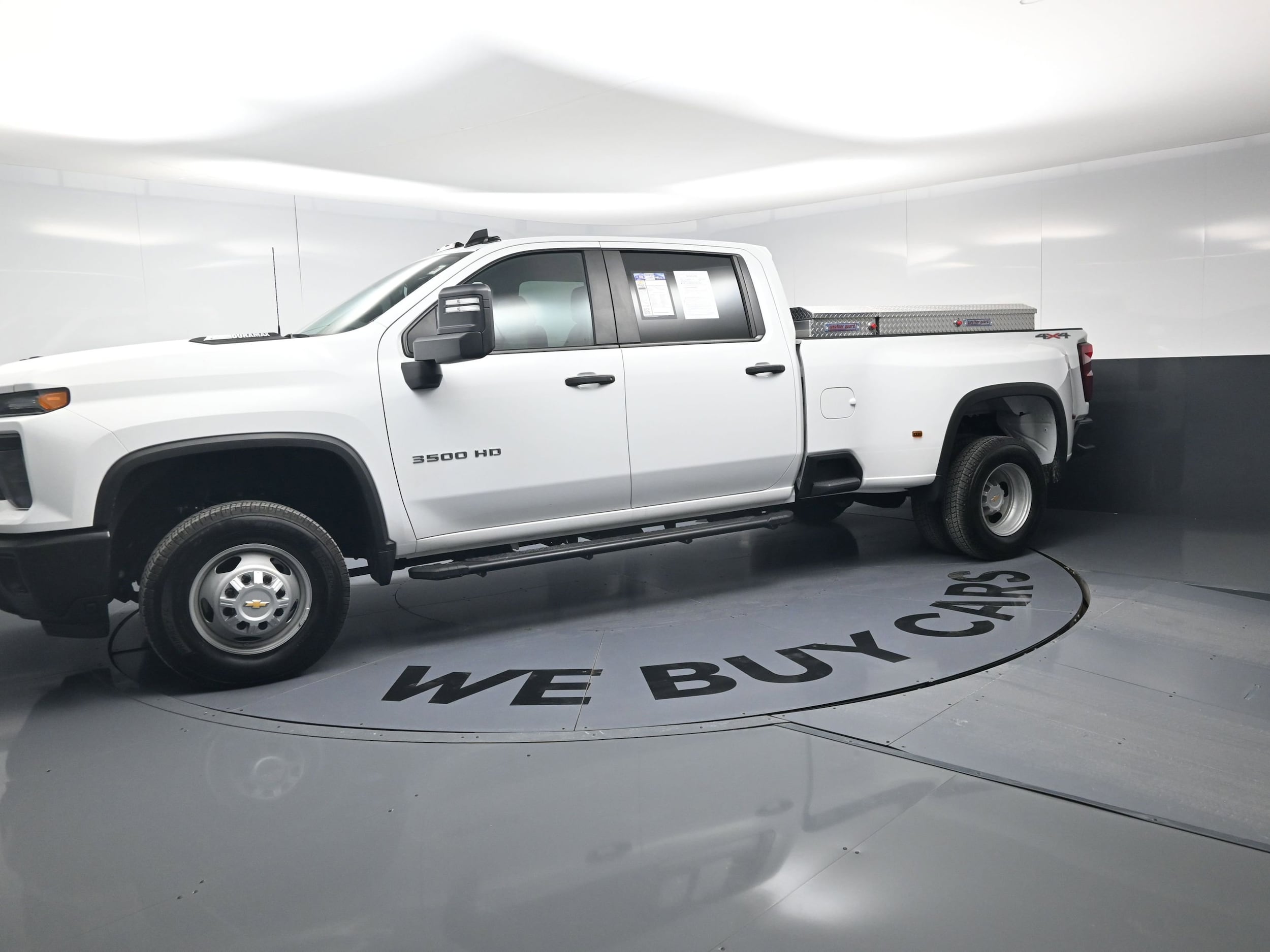 2024 Chevrolet Silverado 3500HD Work Truck photo 4