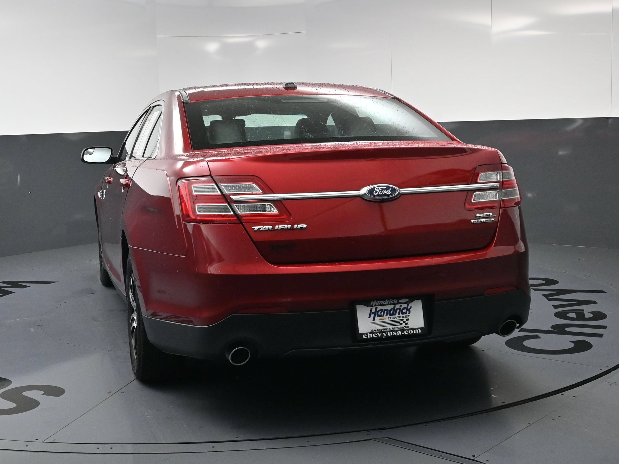 Ford Taurus SEL