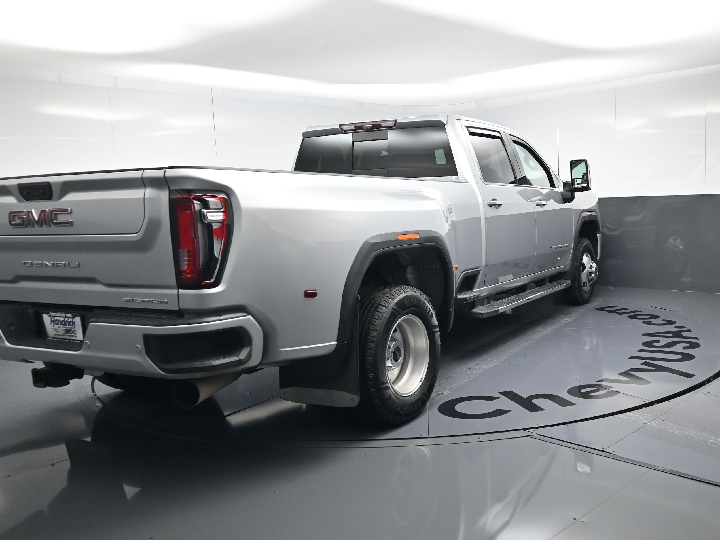 2021 GMC Sierra 3500HD Denali photo 3