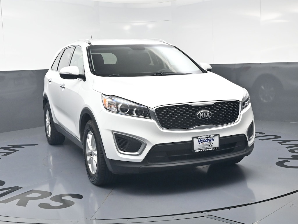 Used 2016 Kia Sorento LX SUV
