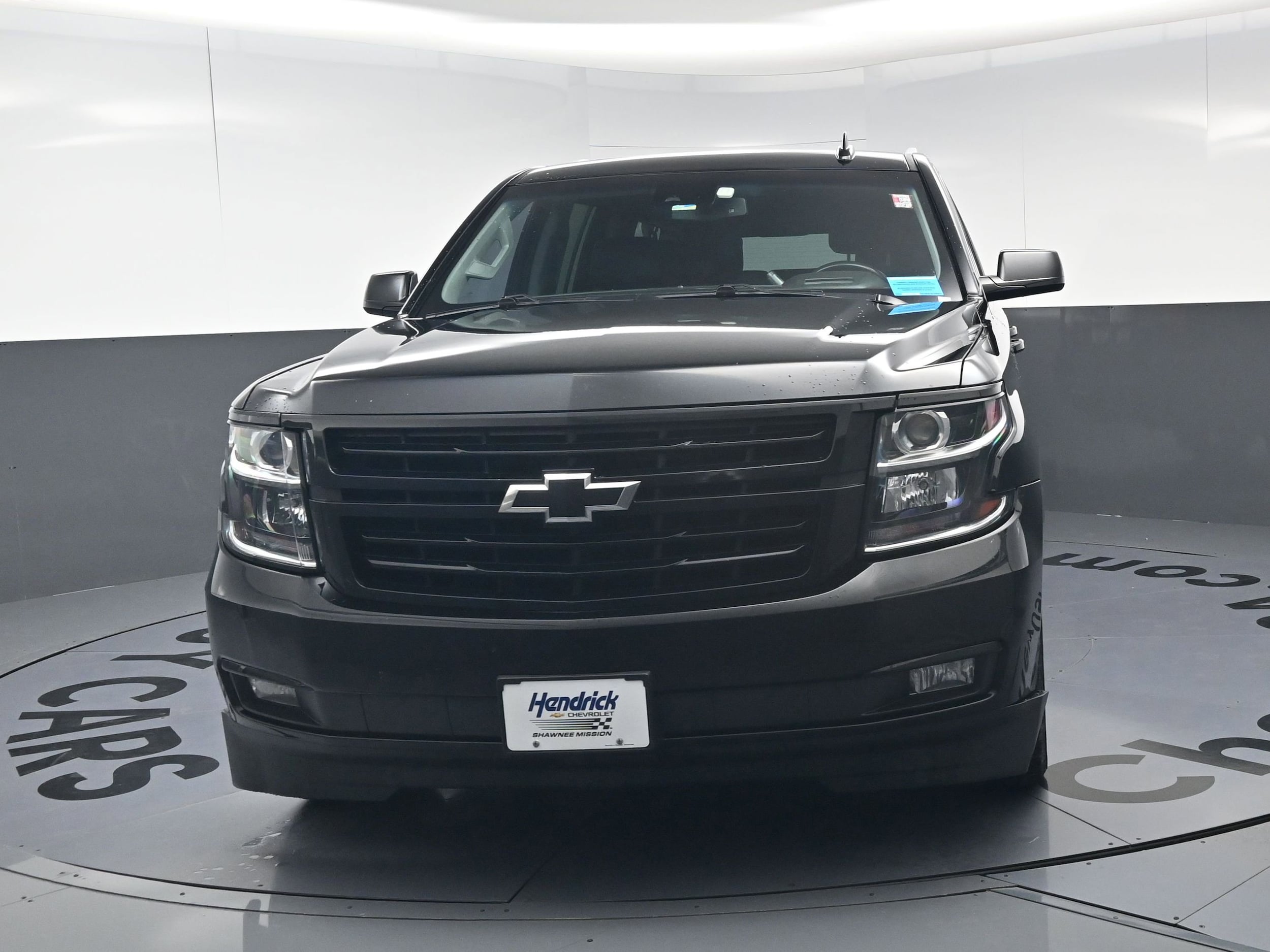 2019 Chevrolet Suburban Premier photo 4