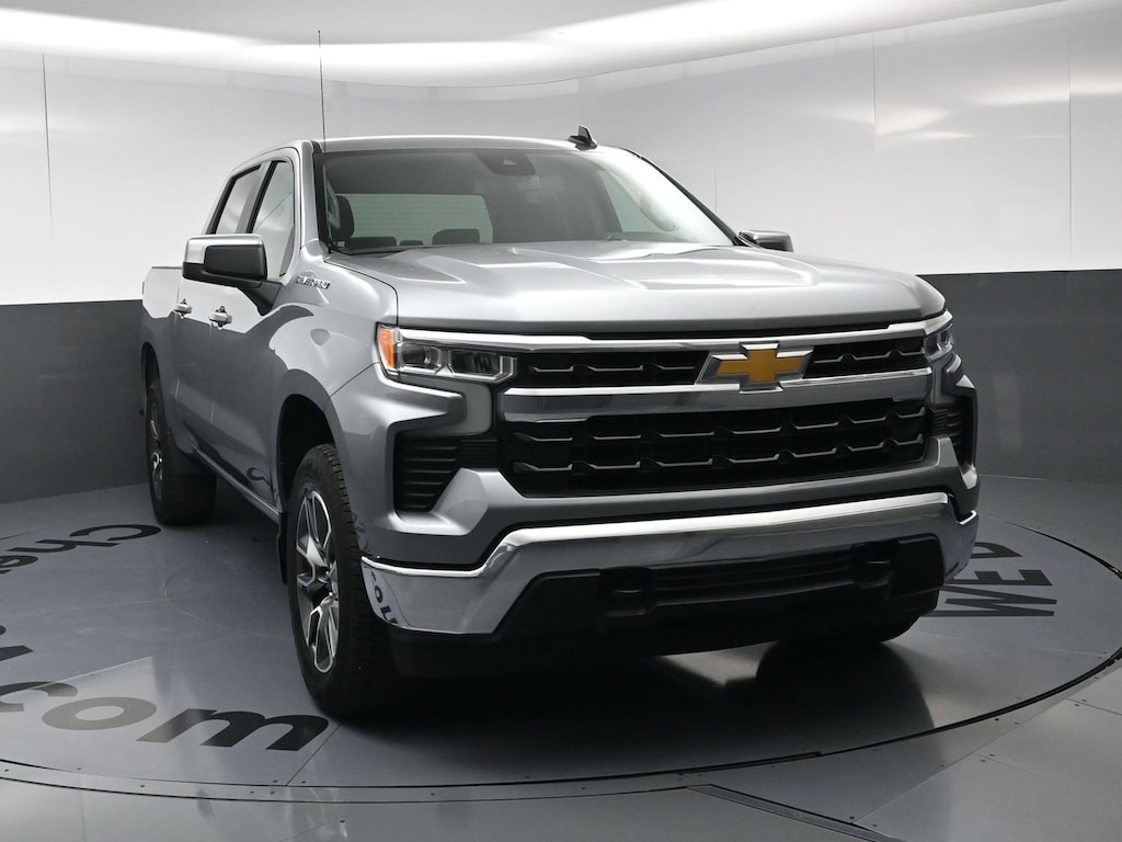 Used 2024 Chevrolet Silverado 1500 LT Pickup