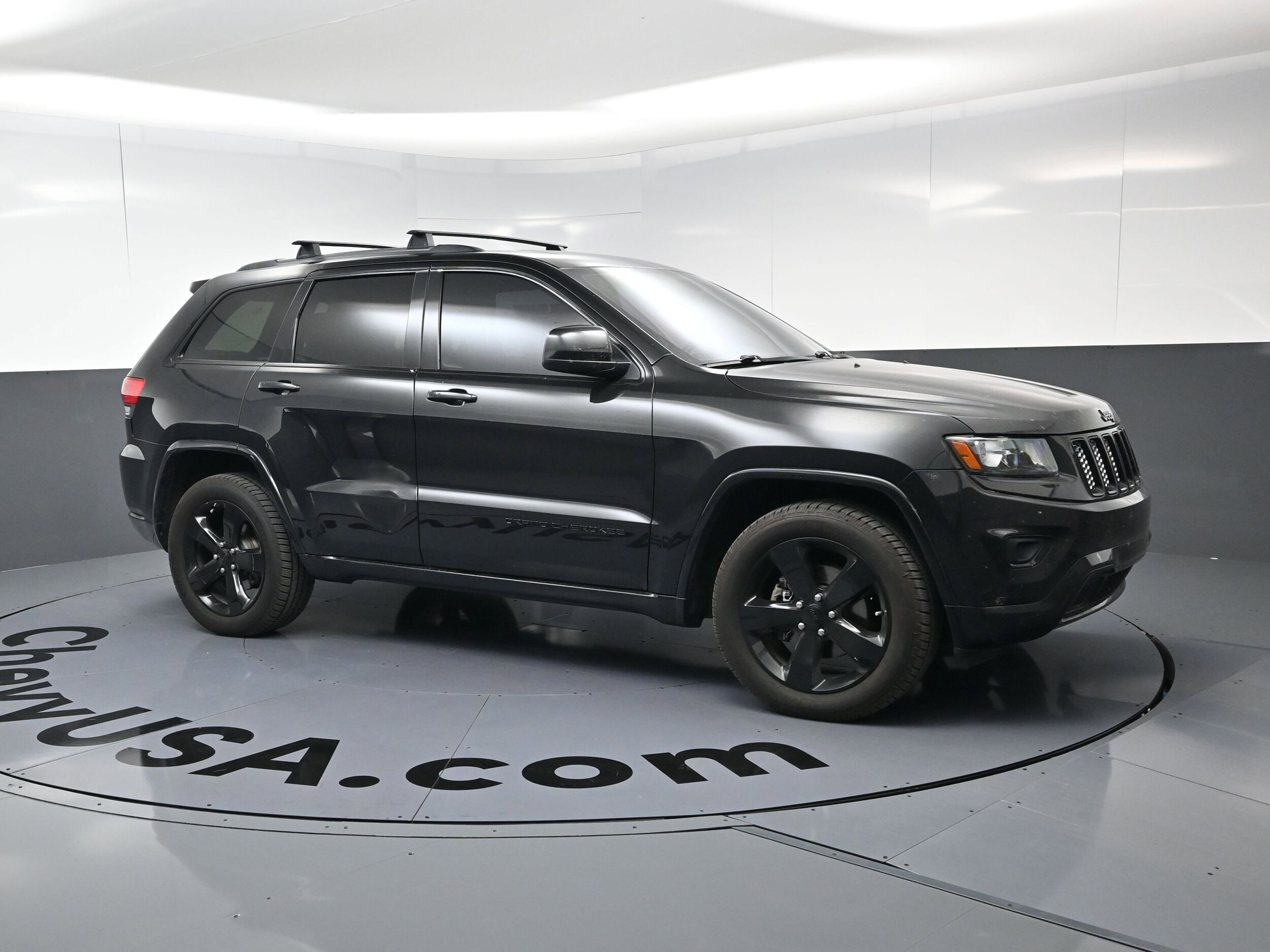 2014 Jeep Grand Cherokee Altitude photo 2