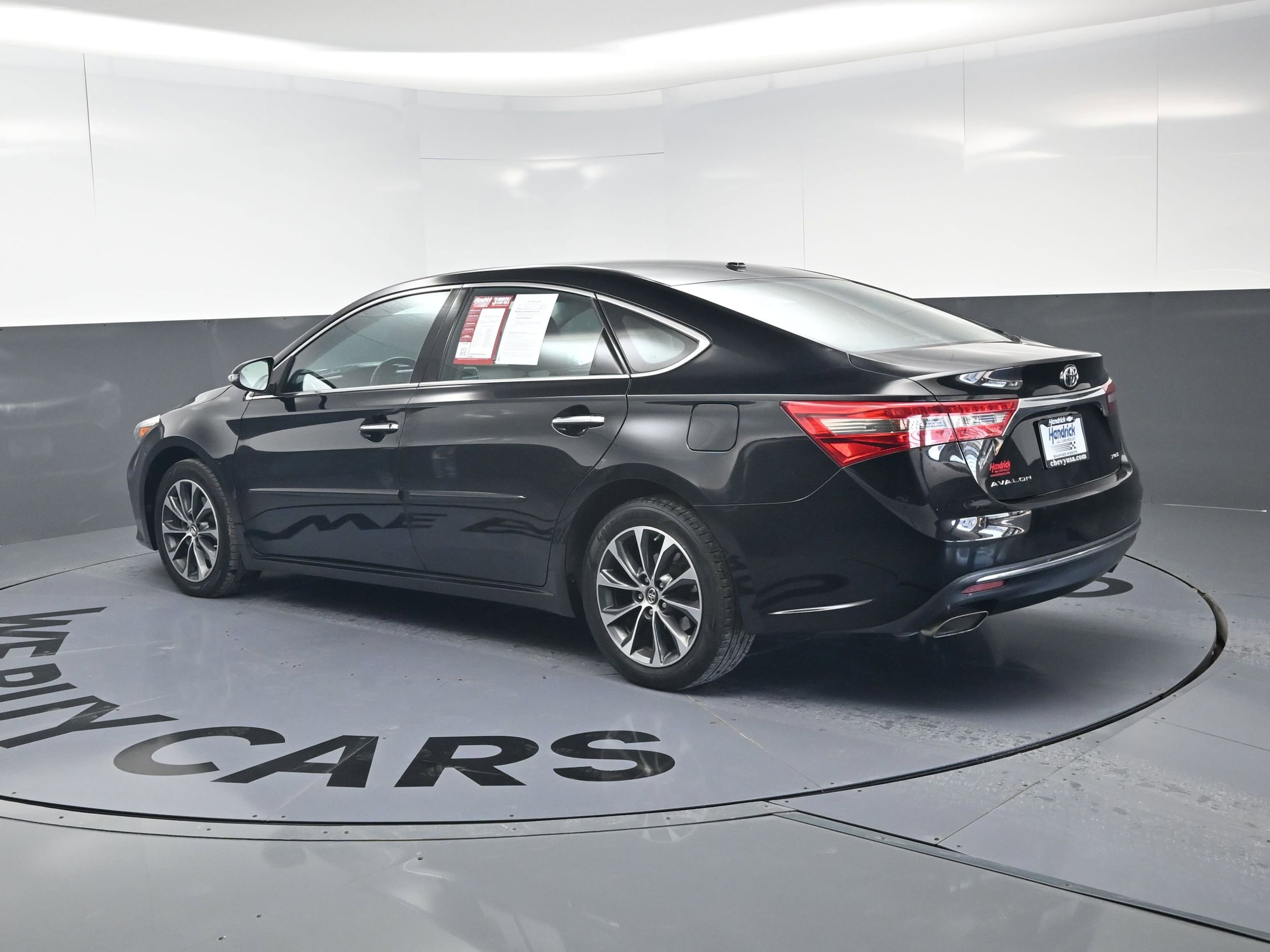 2016 Toyota Avalon XLE Premium photo 6