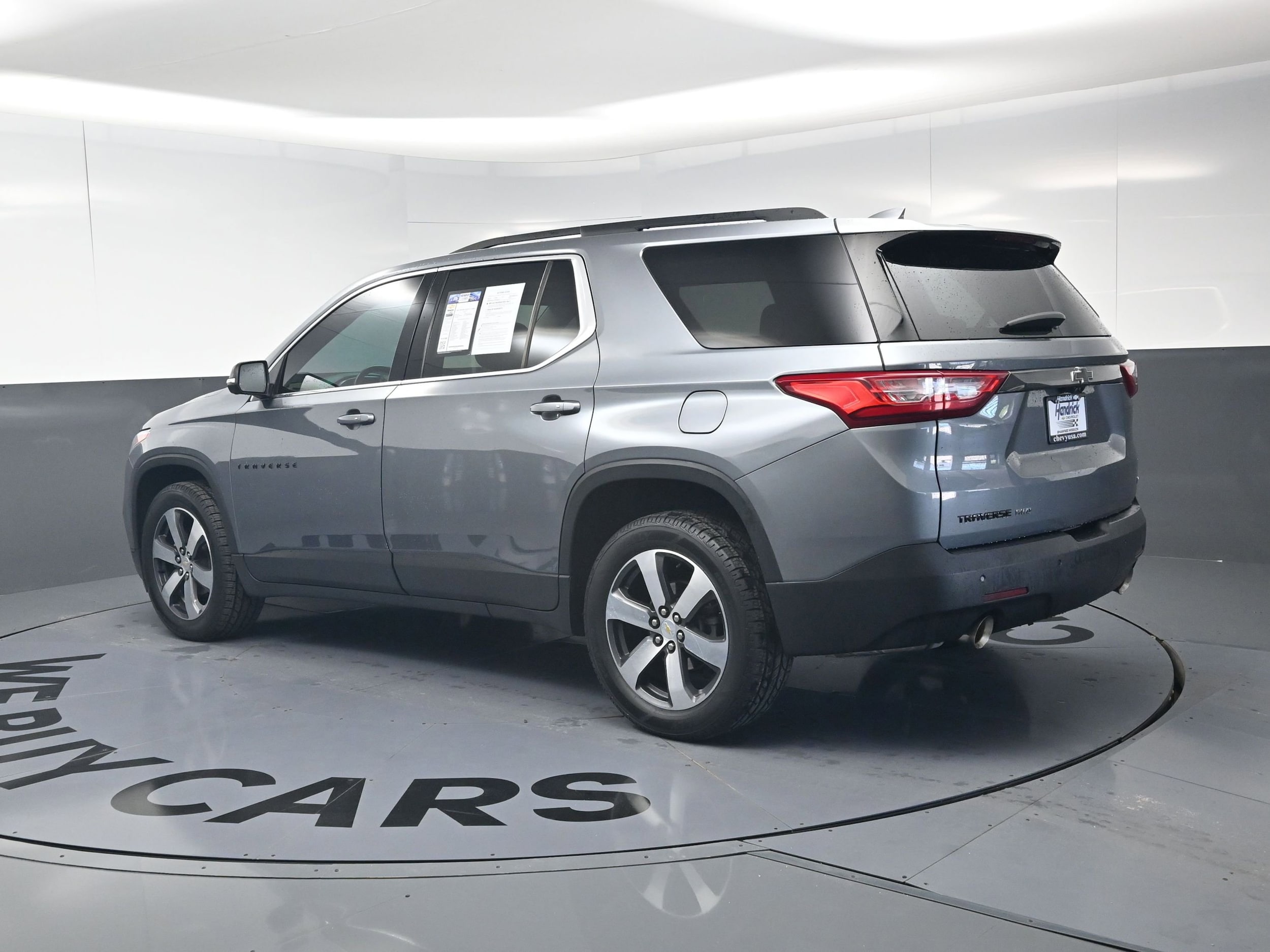 2021 Chevrolet Traverse LT Leather photo 5