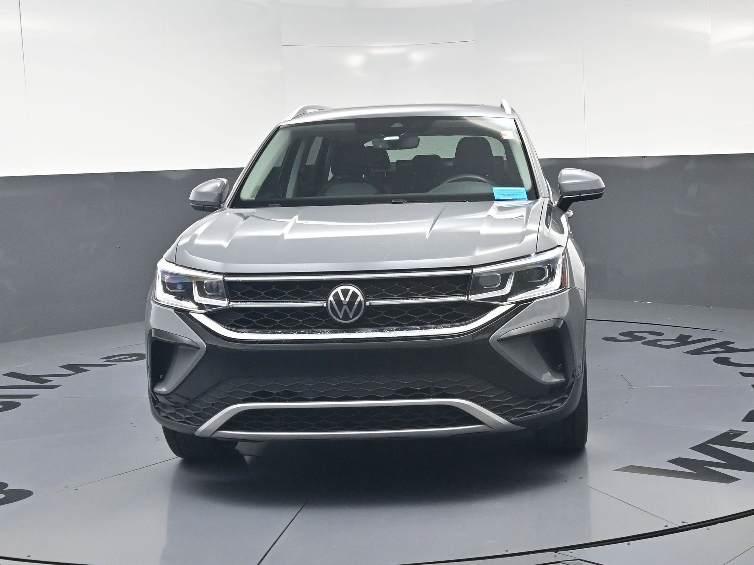 2022 Volkswagen Taos SEL photo 4