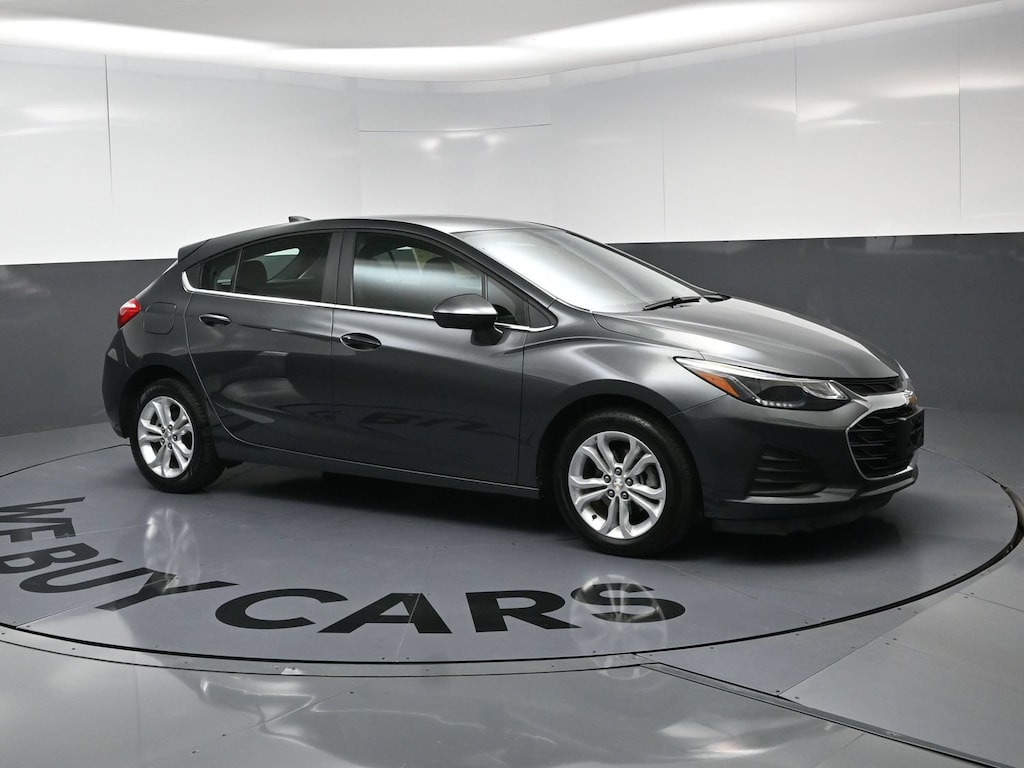 Used 2019 Chevrolet Cruze LT Hatchback