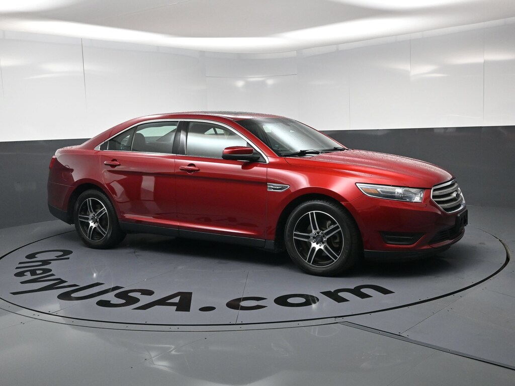 Used 2015 Ford Taurus SEL Sedan