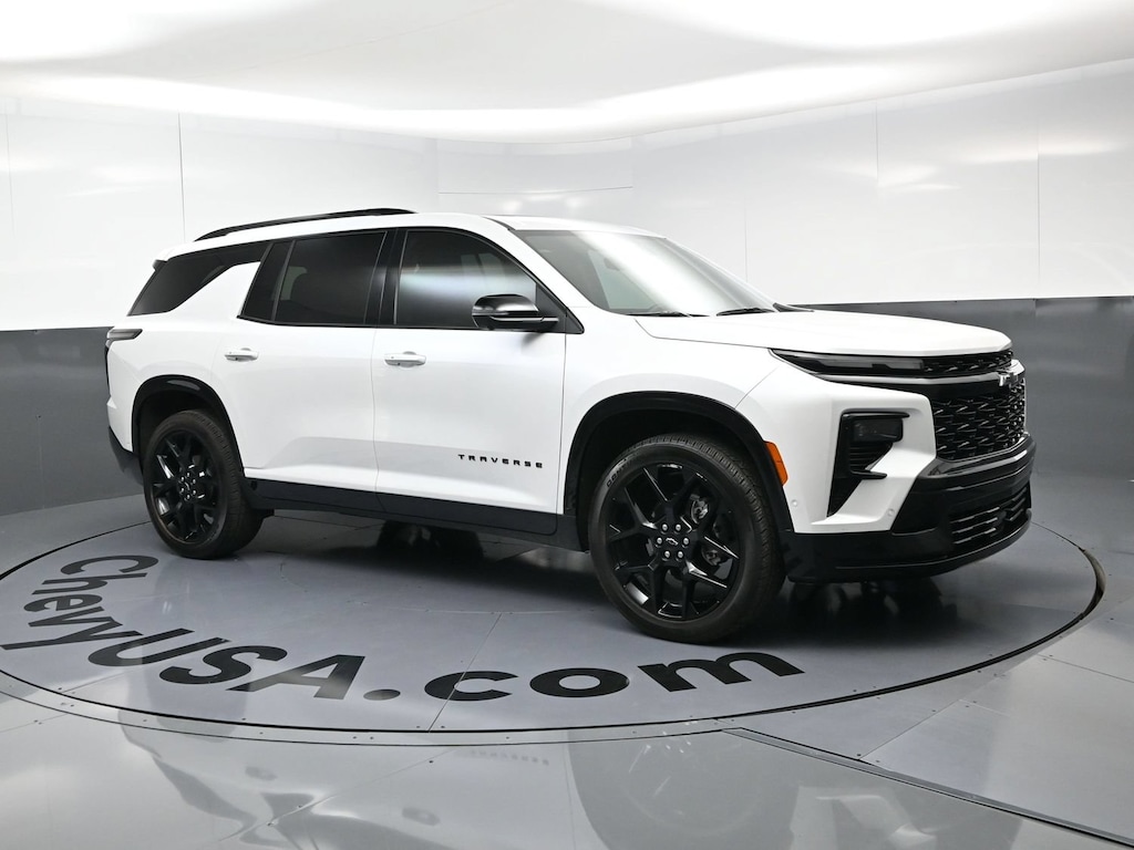 Used 2025 Chevrolet Traverse FWD RS SUV