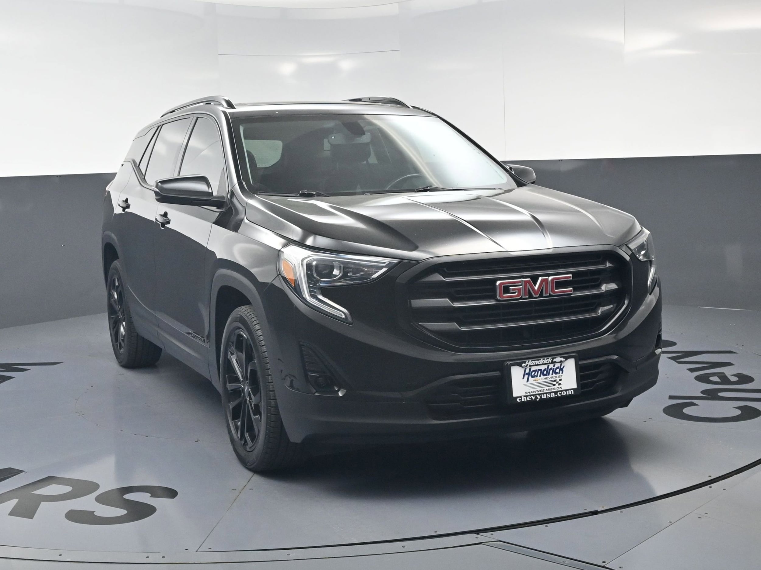2019 GMC Terrain SLT photo 2