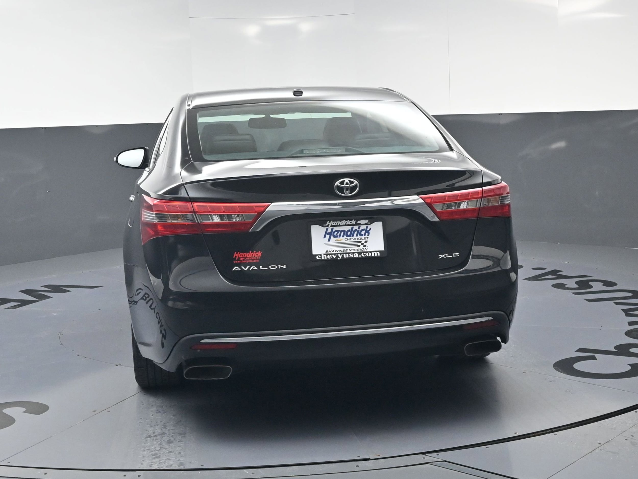 2016 Toyota Avalon XLE Premium photo 3