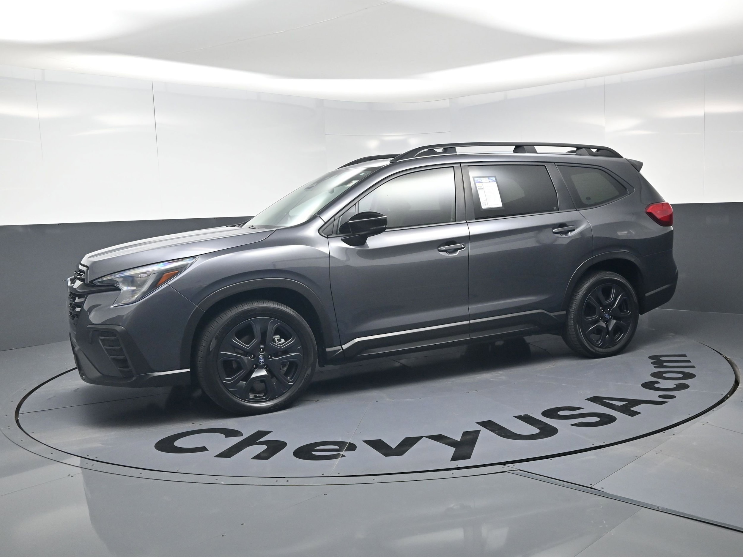 2024 Subaru Ascent Onyx Edition photo 4