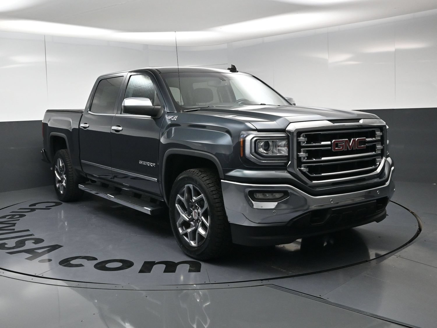 2017 GMC Sierra 1500 SLT Pickup