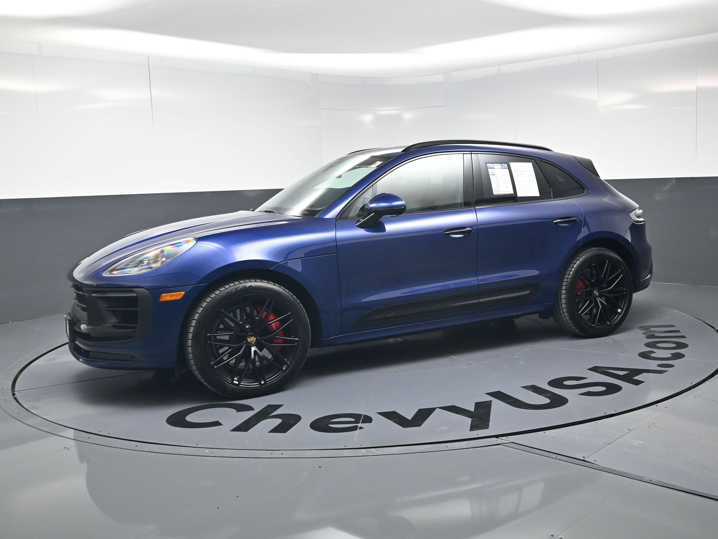 2023 Porsche Macan GTS photo 4