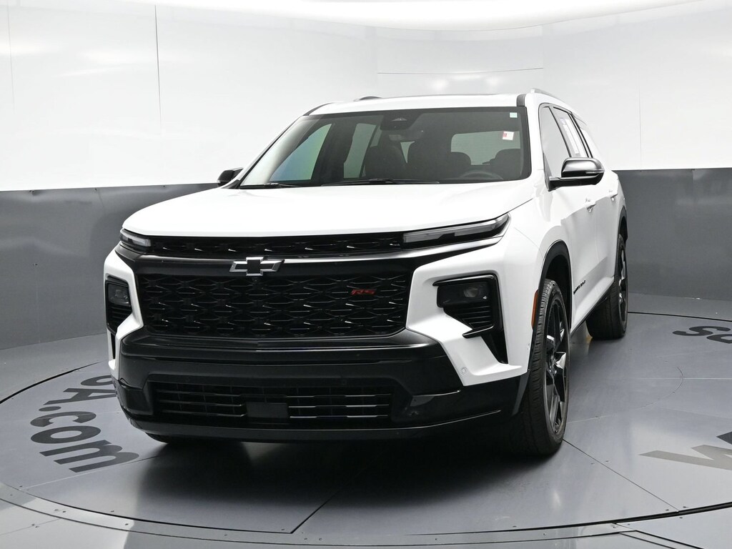 Used 2025 Chevrolet Traverse FWD RS SUV