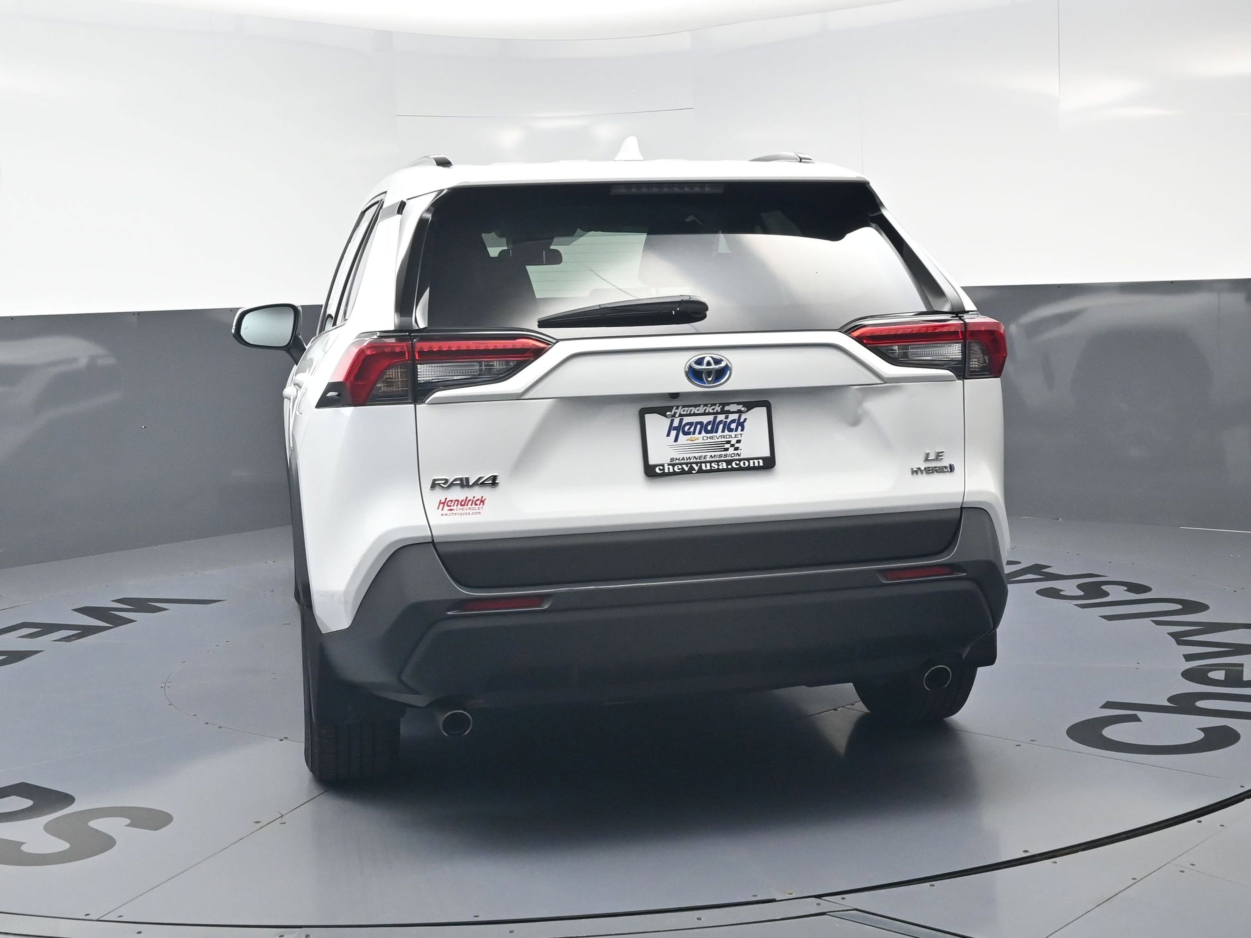 2022 Toyota RAV4 Hybrid LE photo 3