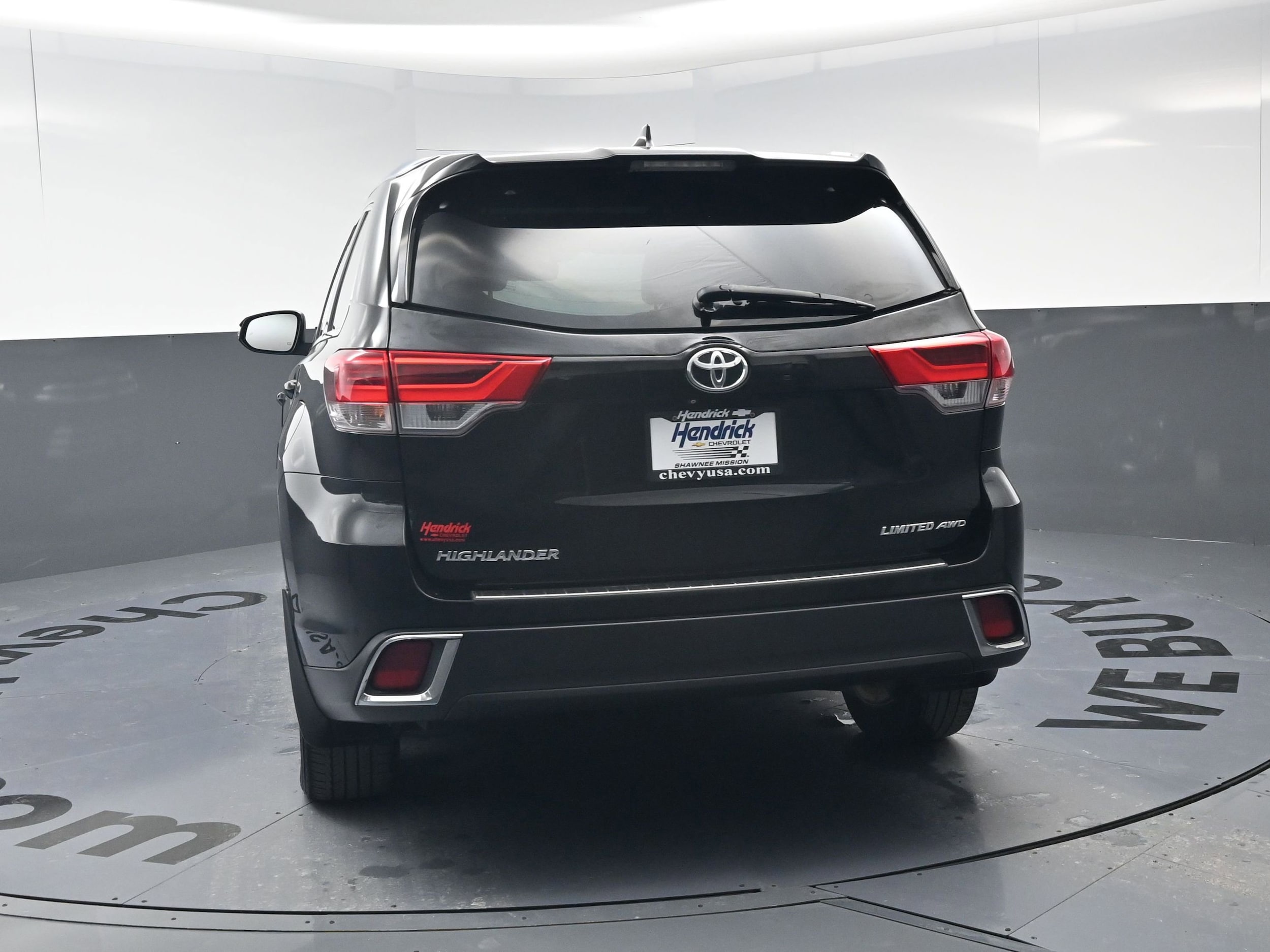 2018 Toyota Highlander Limited Platinum photo 3