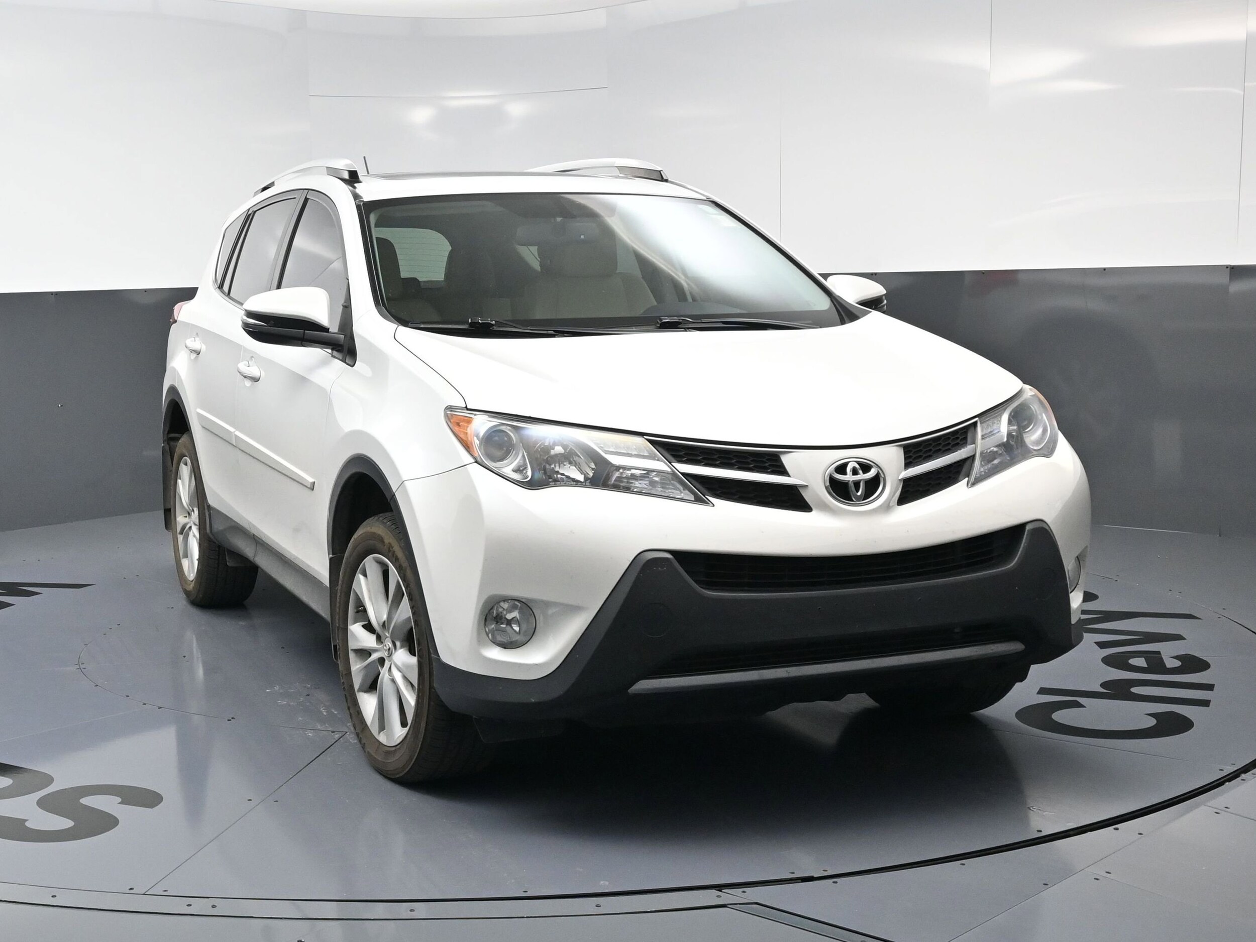2013 Toyota RAV4 Limited photo 2