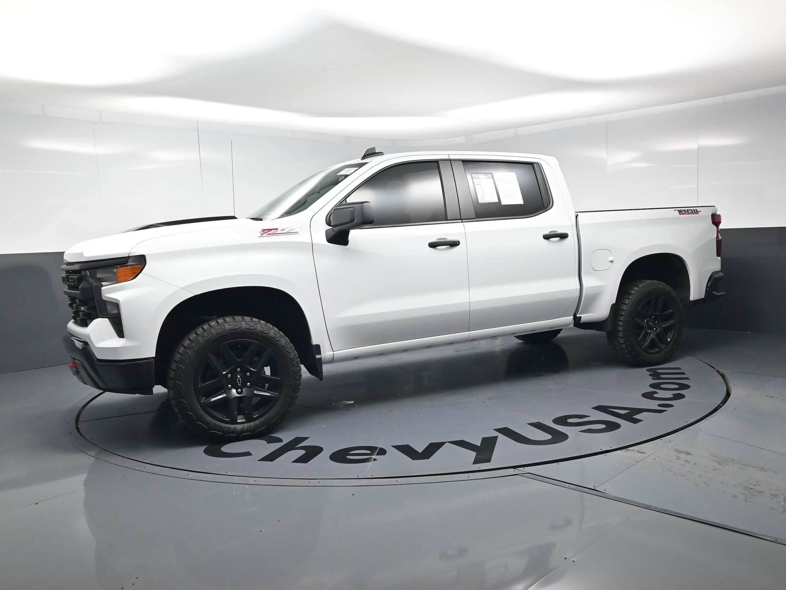 2024 Chevrolet Silverado 1500 Custom Trail Boss photo 4