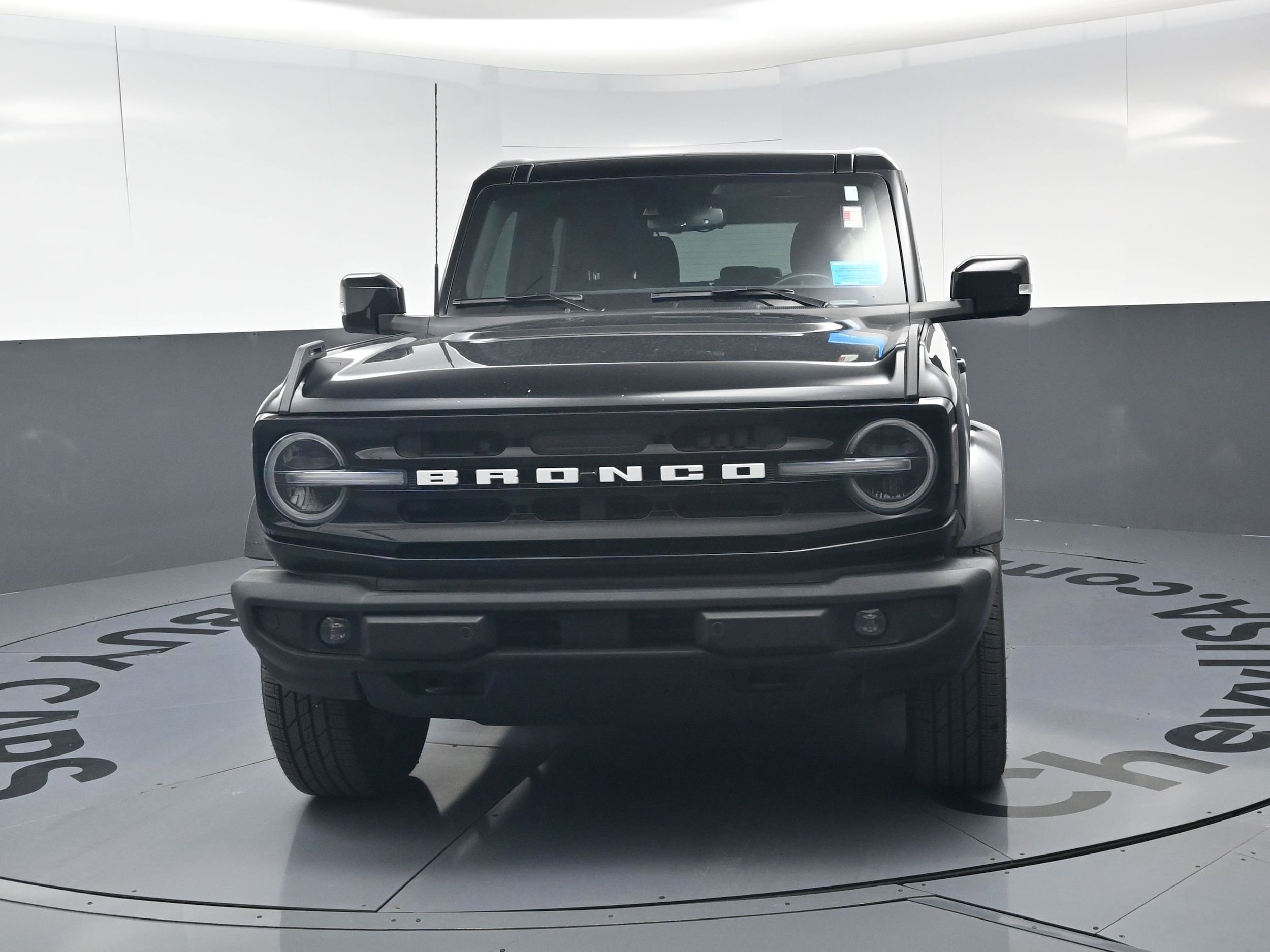 2021 Ford Bronco Outer Banks photo 4