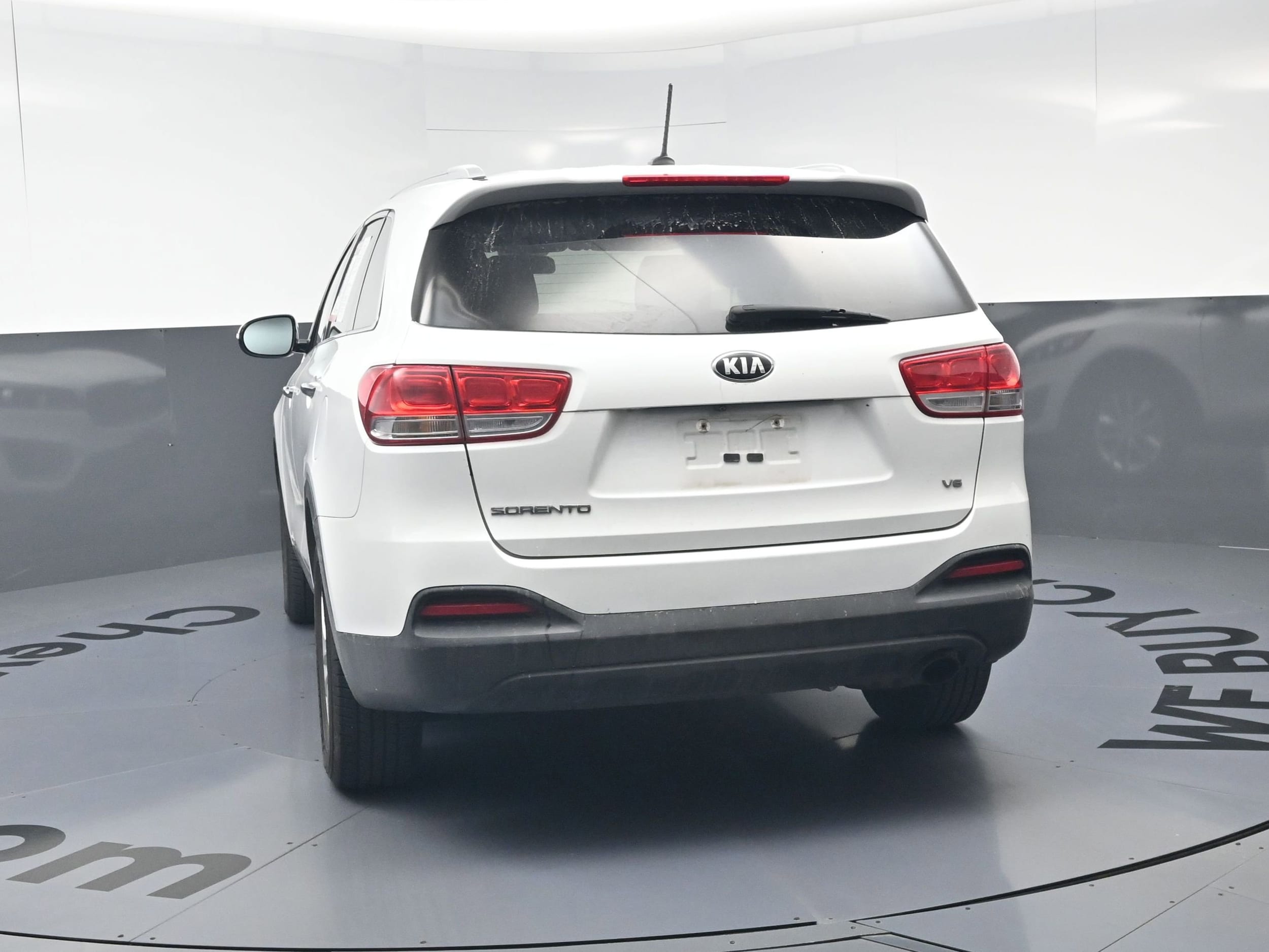 2016 Kia Sorento LX photo 3