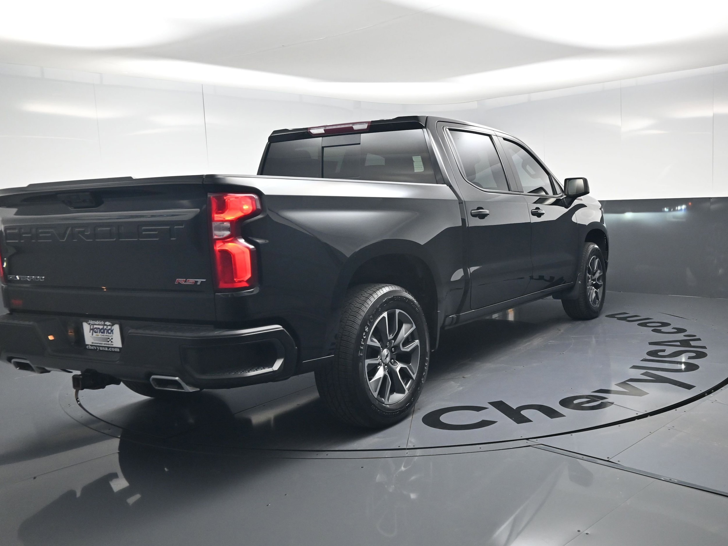 2022 Chevrolet Silverado 1500 RST photo 3
