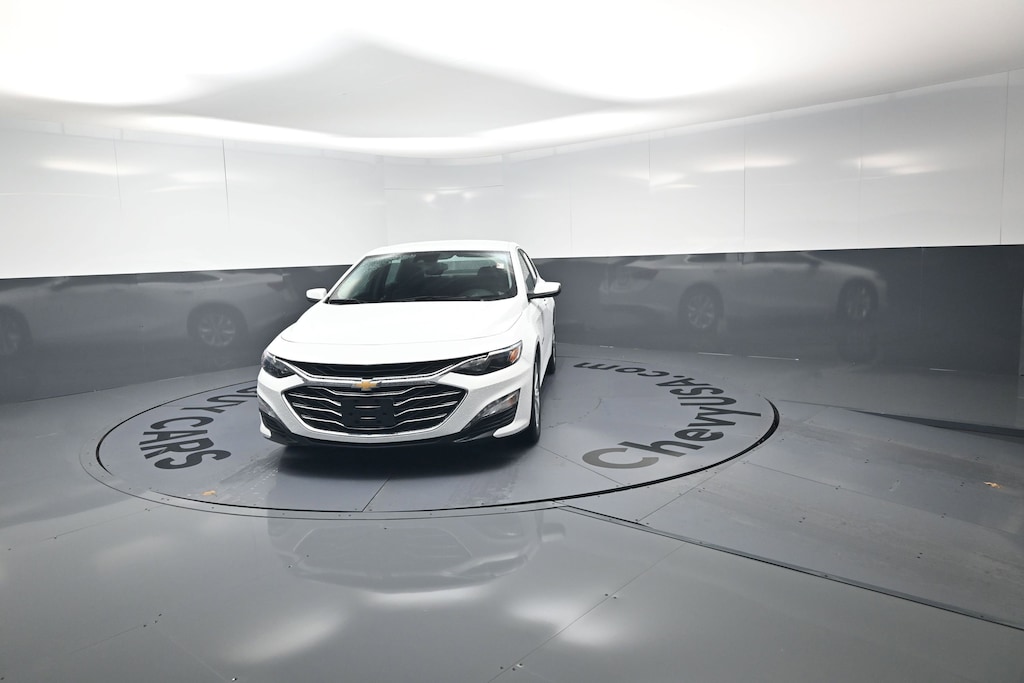 Used 2024 Chevrolet Malibu LT Sedan