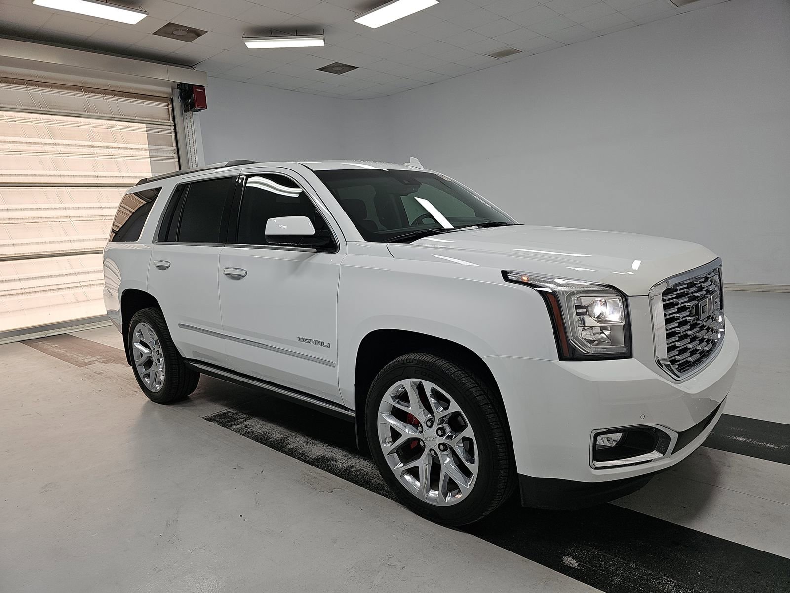 2019 Gmc Yukon Denali photo 3