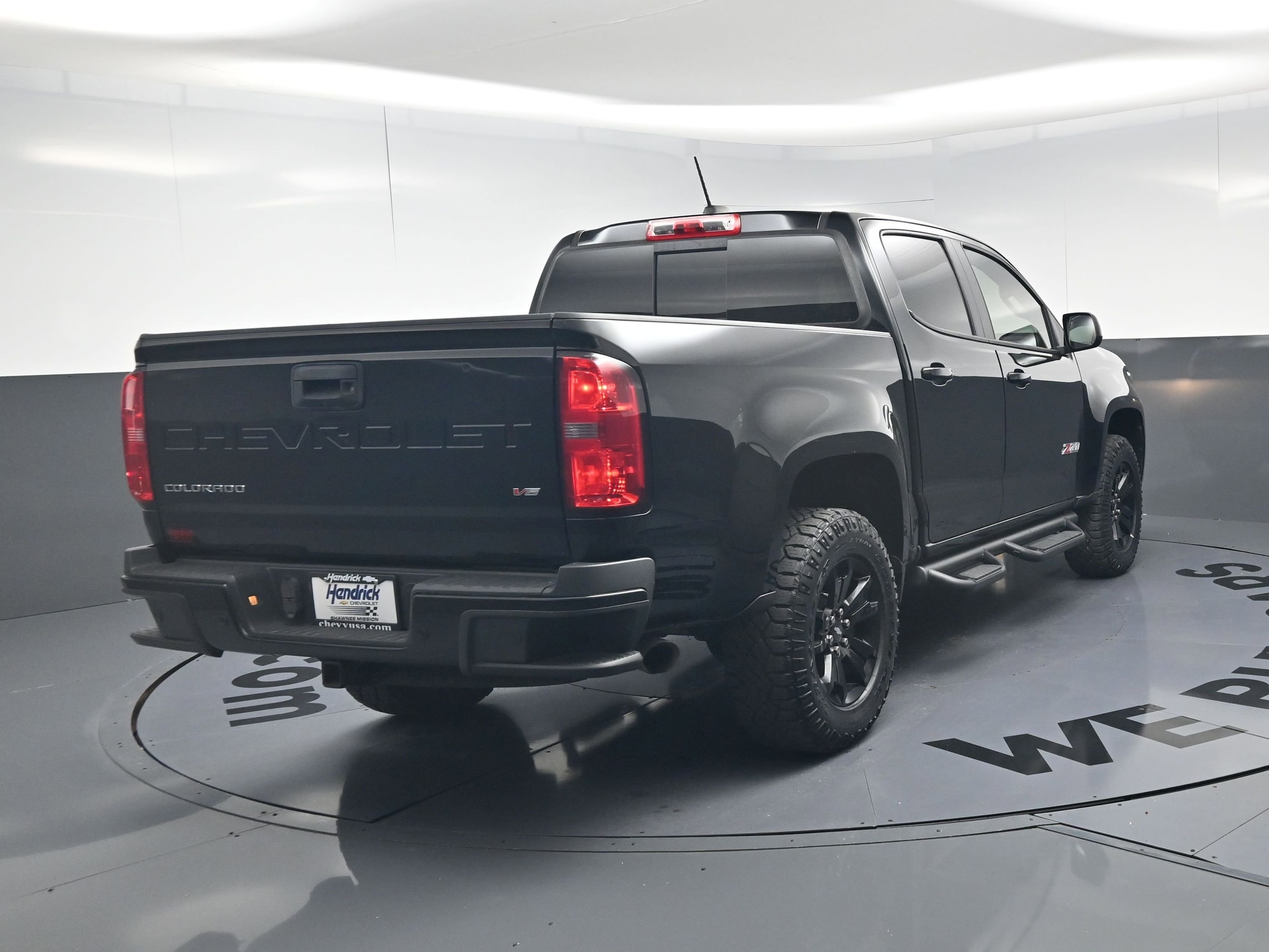 2022 Chevrolet Colorado 4WD Z71 photo 3