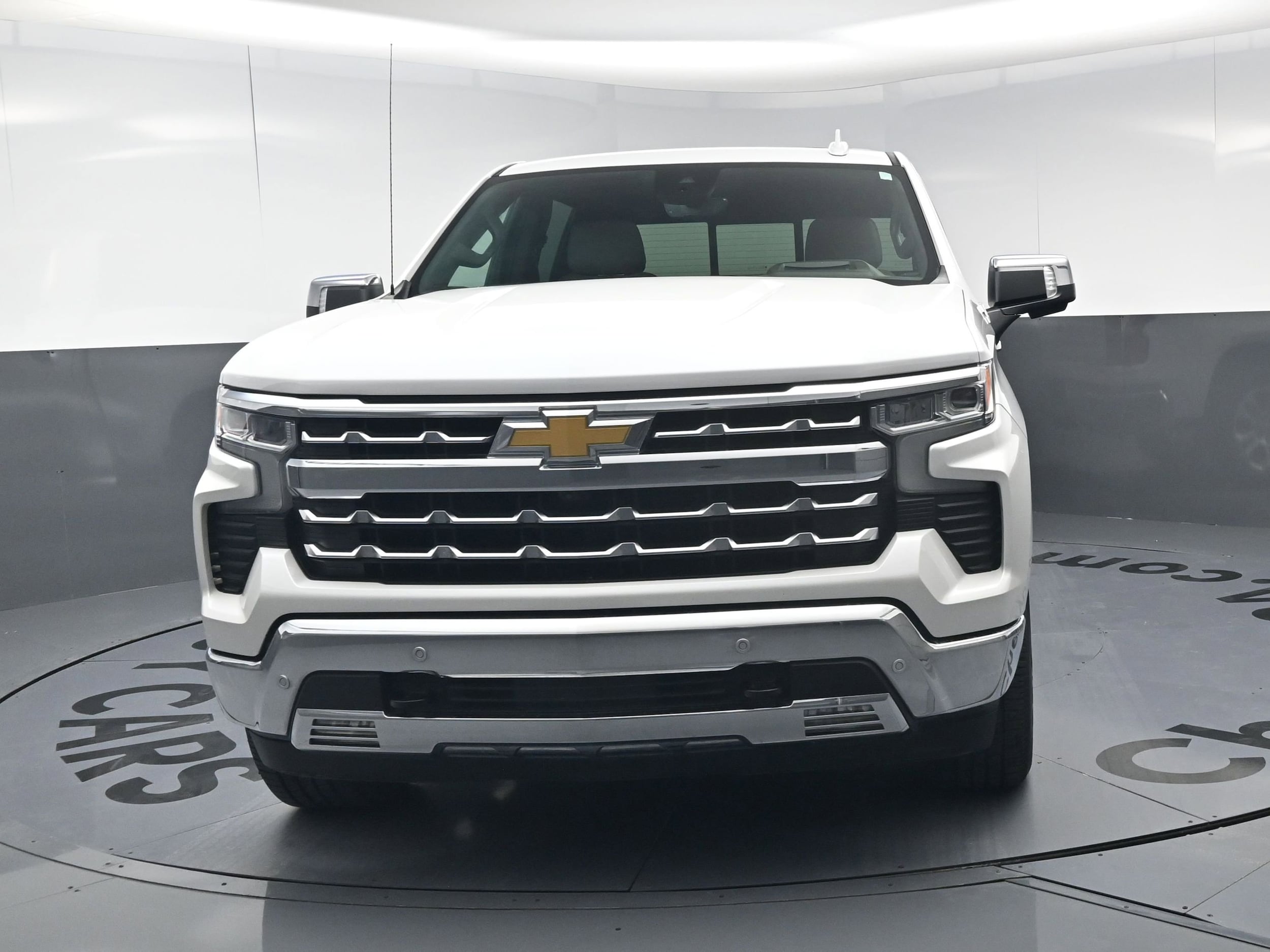 2022 Chevrolet Silverado 1500 LTZ photo 4