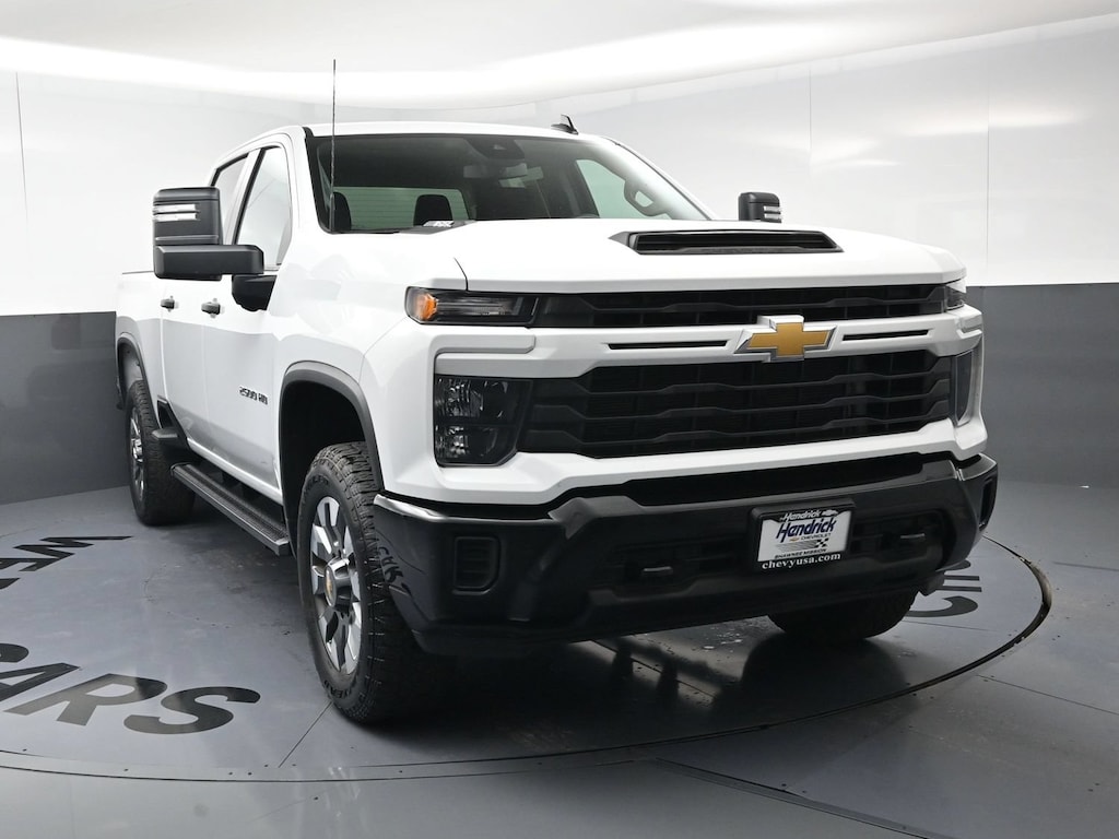 Used 2024 Chevrolet Silverado 2500HD Custom Pickup
