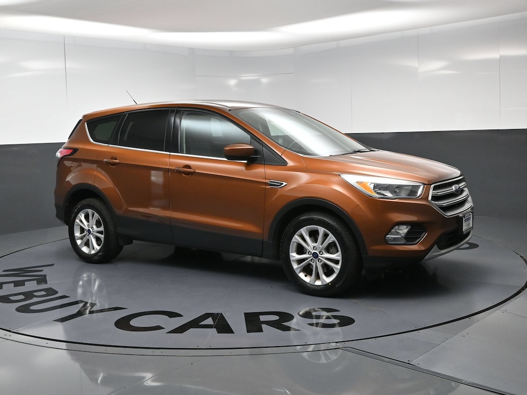 Used 2017 Ford Escape SE SUV