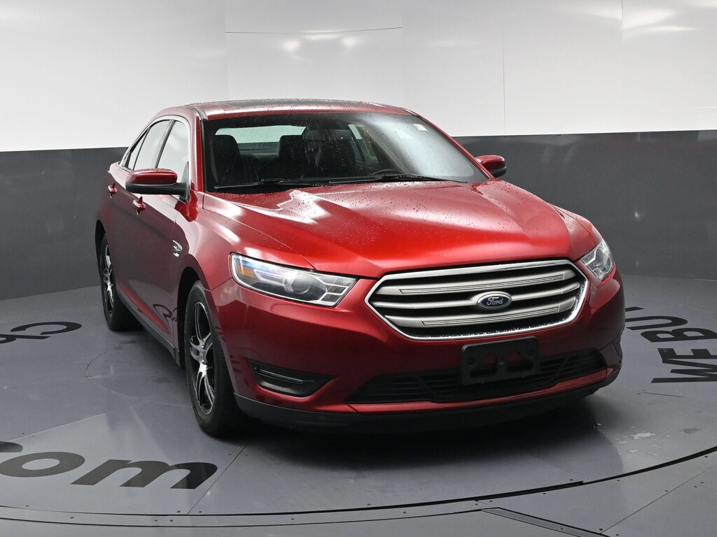 Used 2015 Ford Taurus SEL Sedan