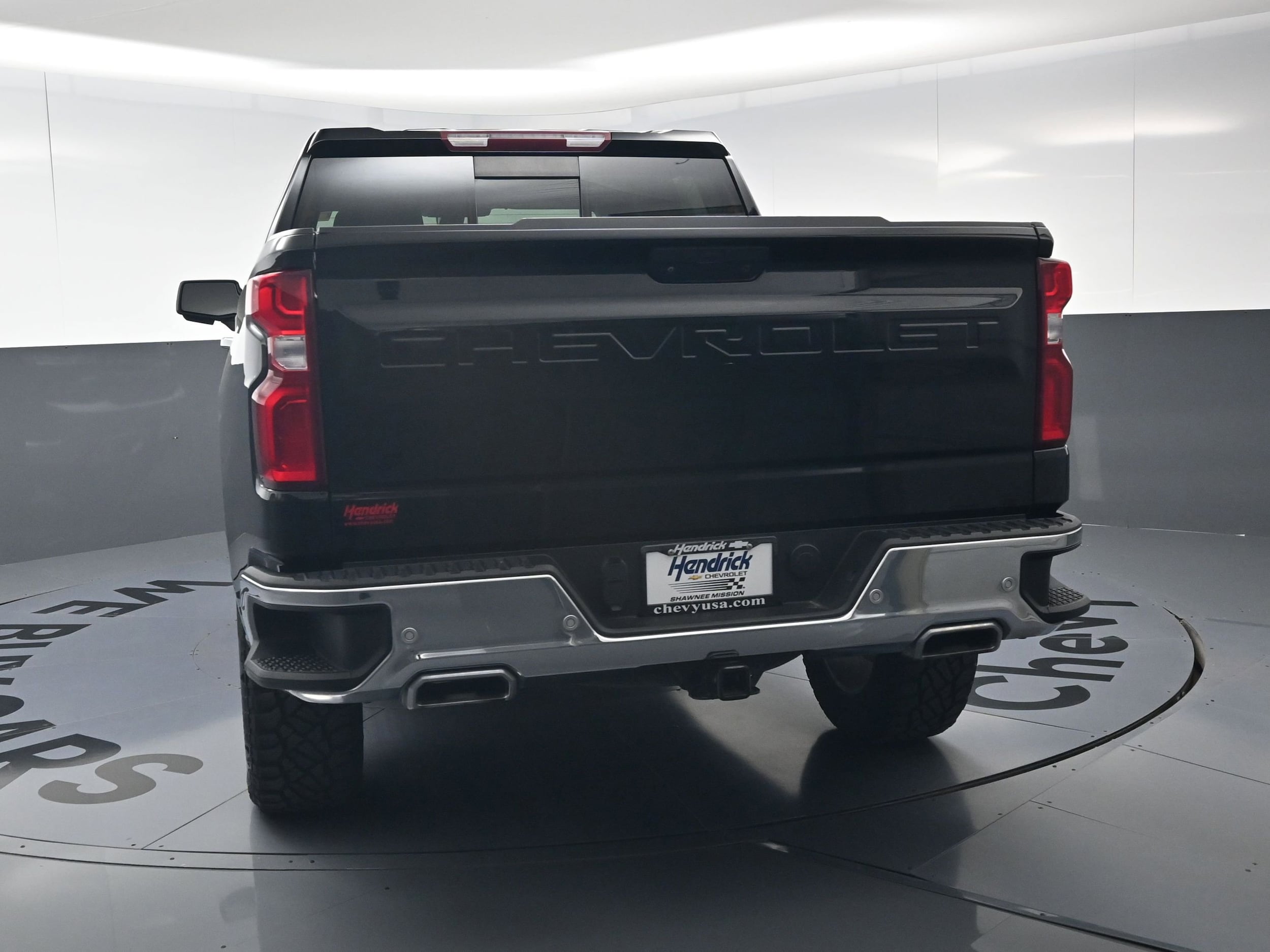 2022 Chevrolet Silverado 1500 LTD LTZ photo 3